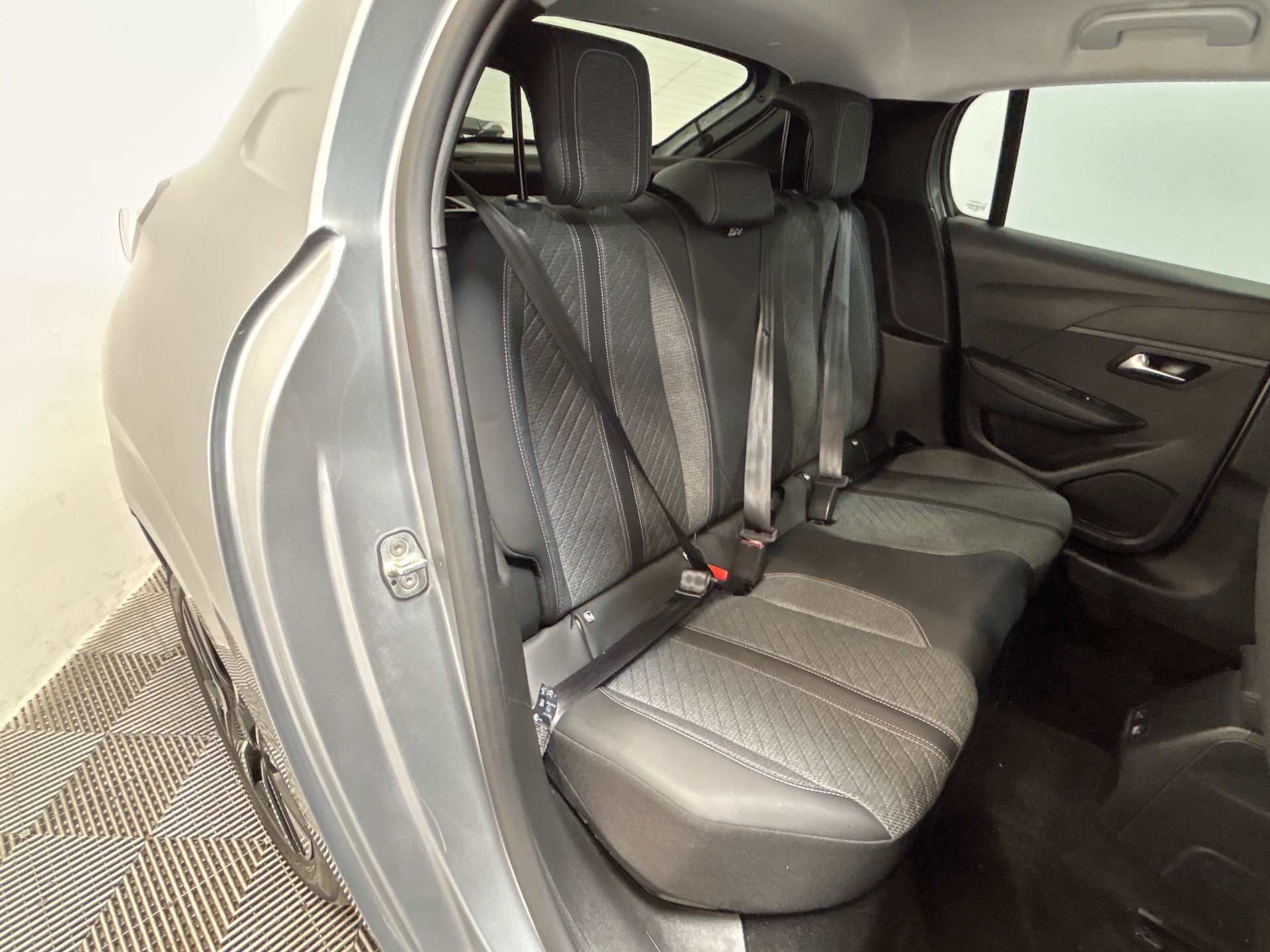 PEUGEOT 208 ALLURE PURETECH 100 S&S BVM6