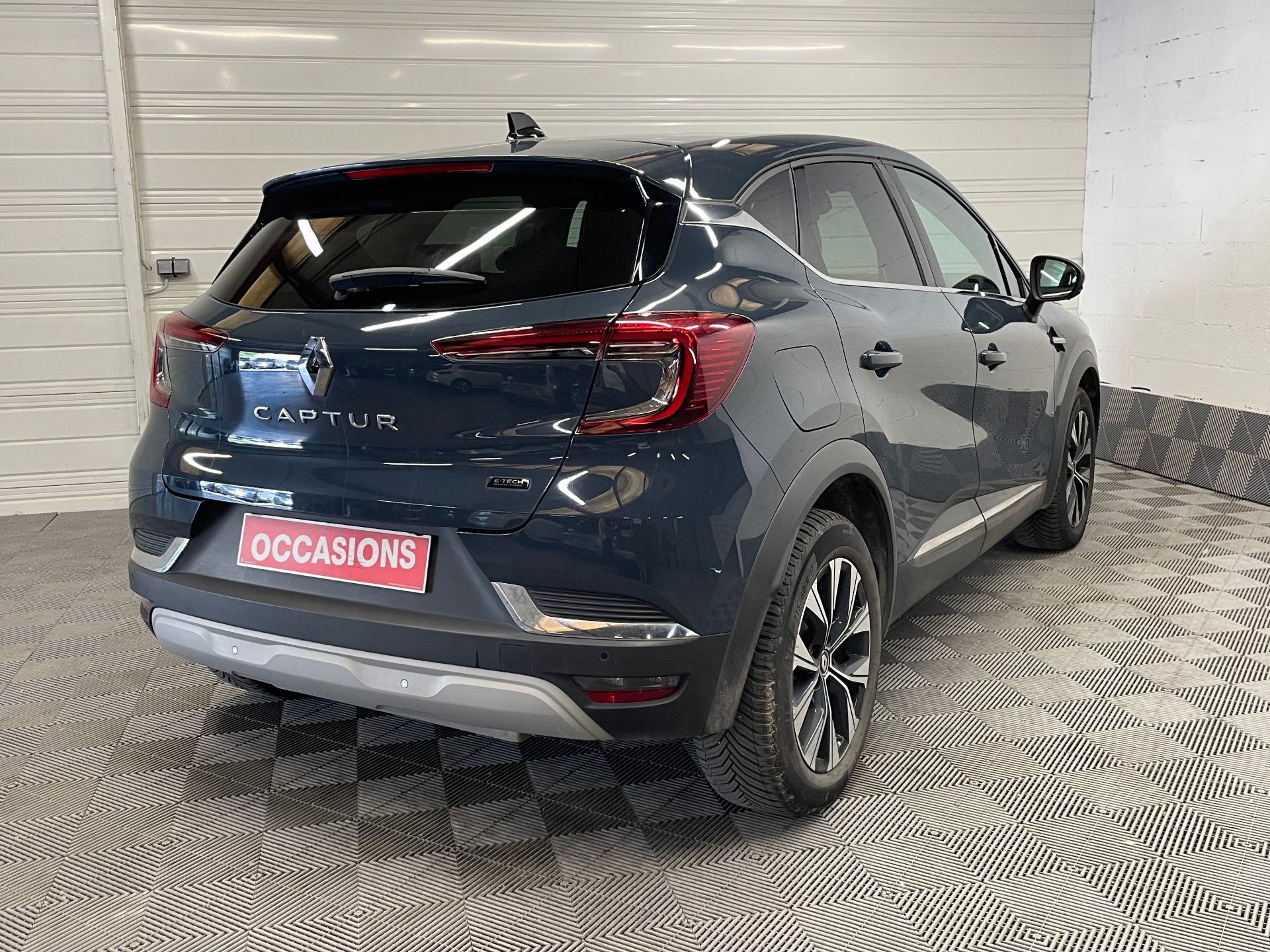 RENAULT CAPTUR E-Tech hybride rechargeable 160 Techno