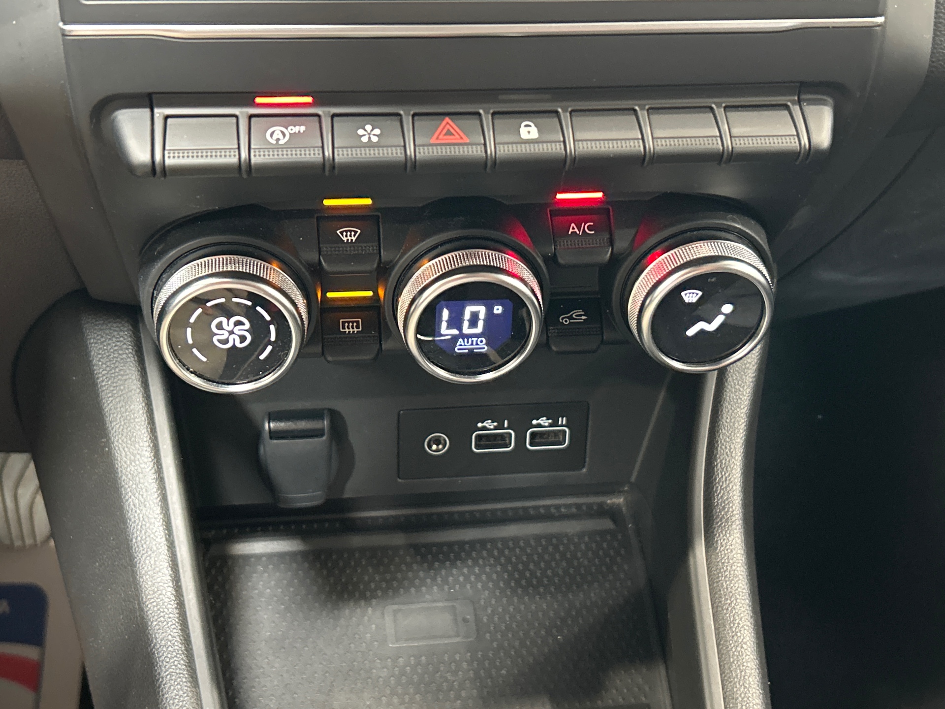 RENAULT CAPTUR techno mild hybrid 160 EDC