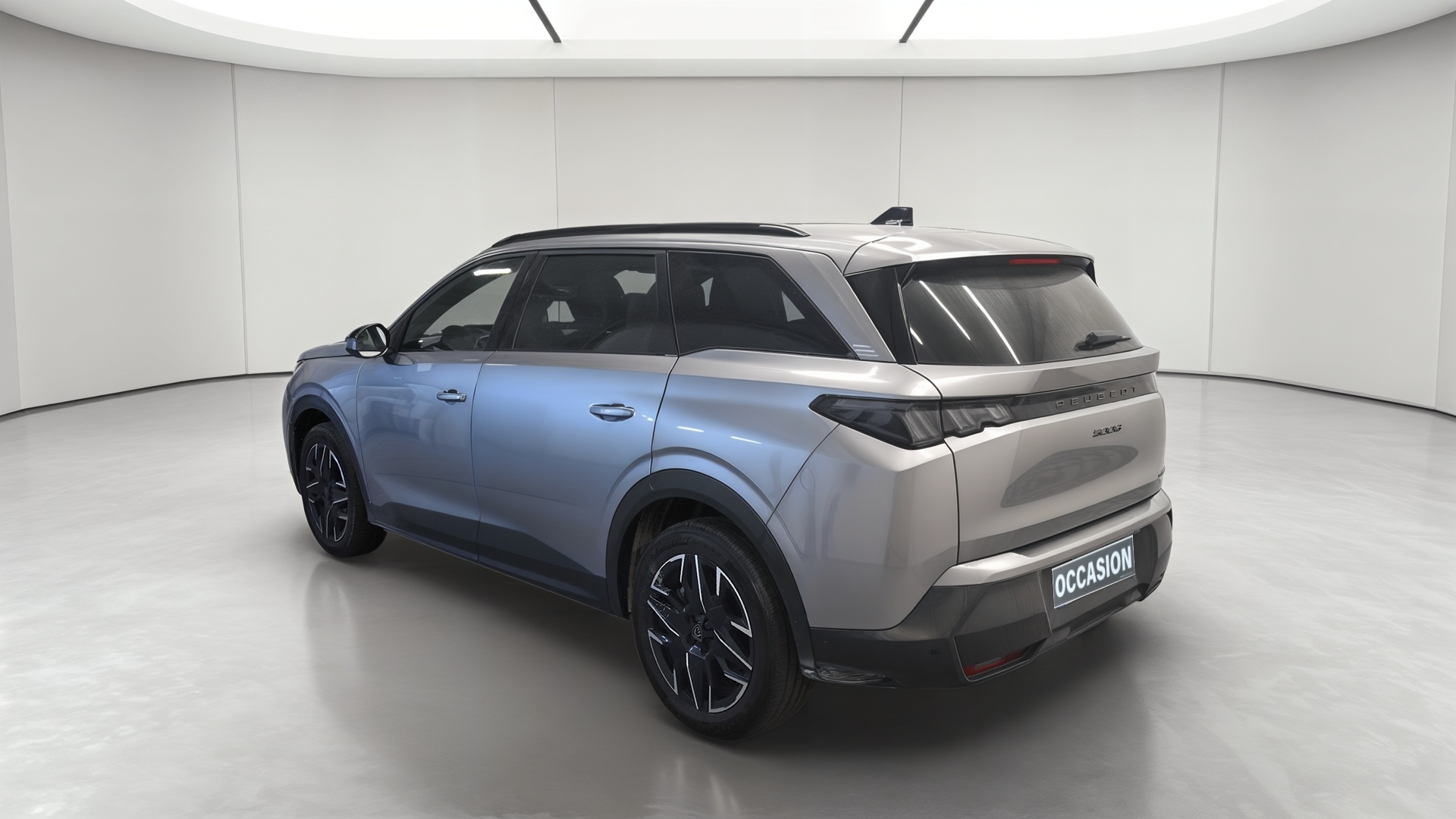 PEUGEOT 5008 Hybrid 145 ch e-DCS6 Allure