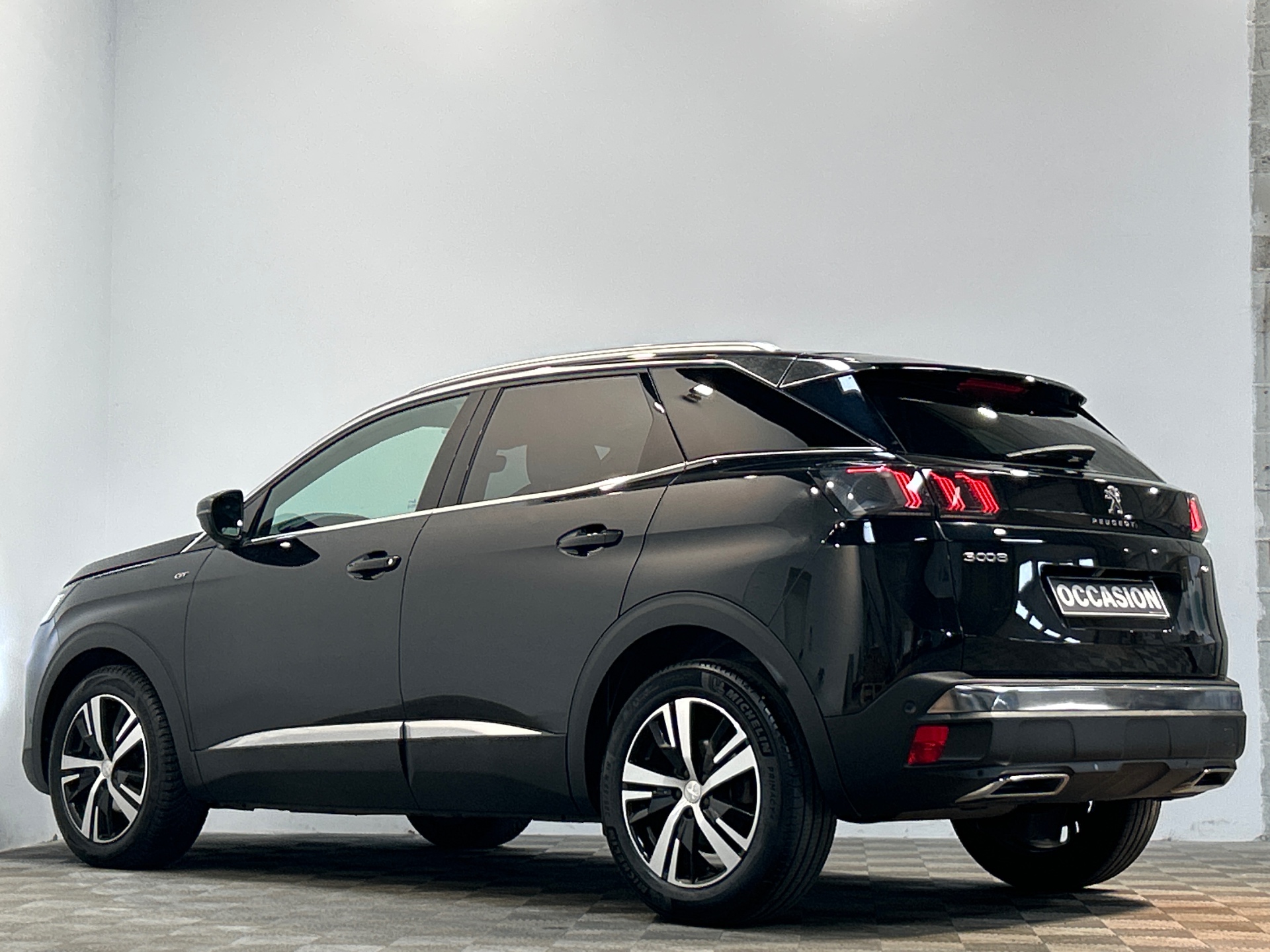 PEUGEOT 3008 GT PureTech 130 S&S EAT8