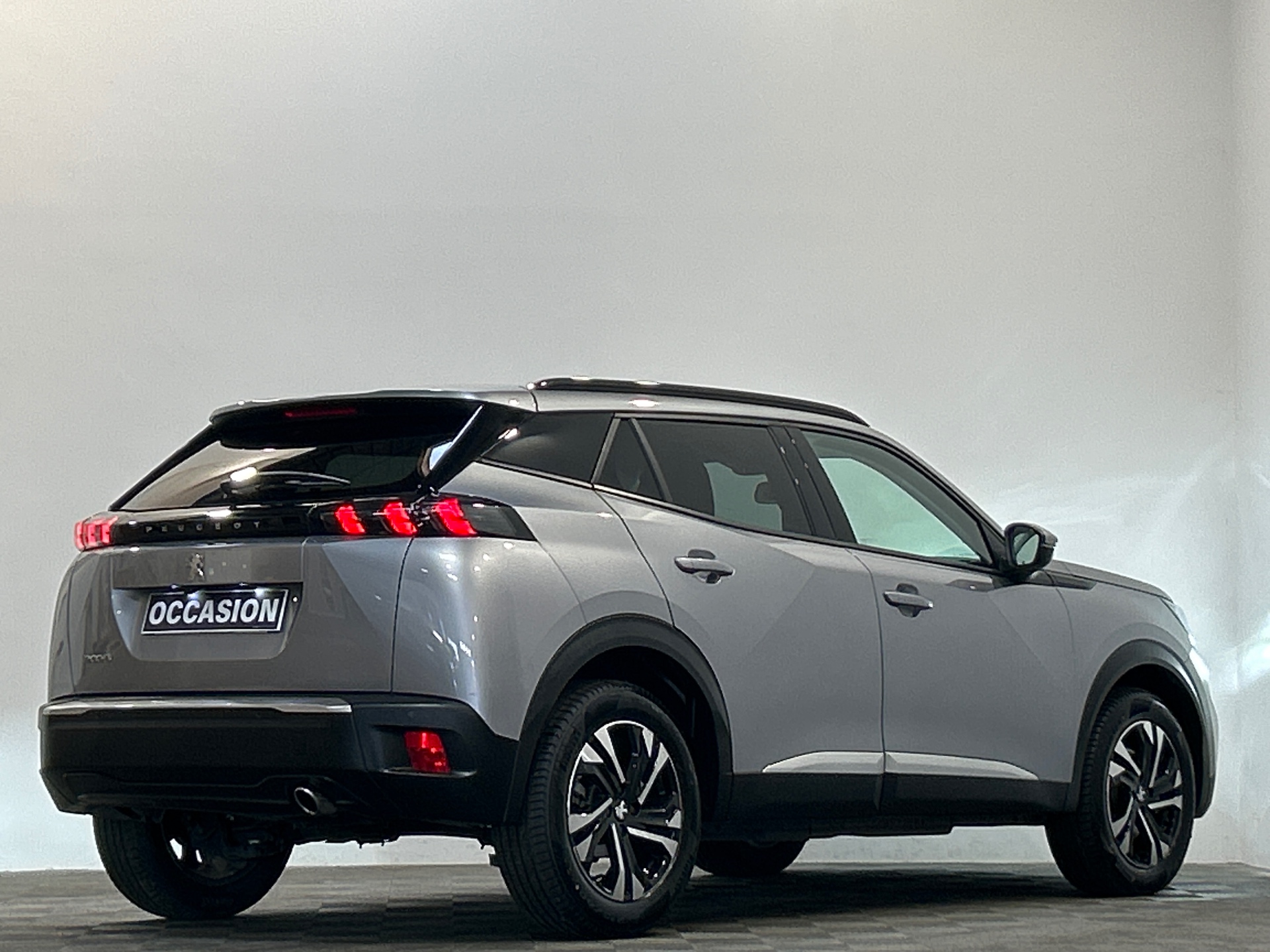 PEUGEOT 2008 BUSINESS BlueHDi 130 S&S EAT8 Allure Business