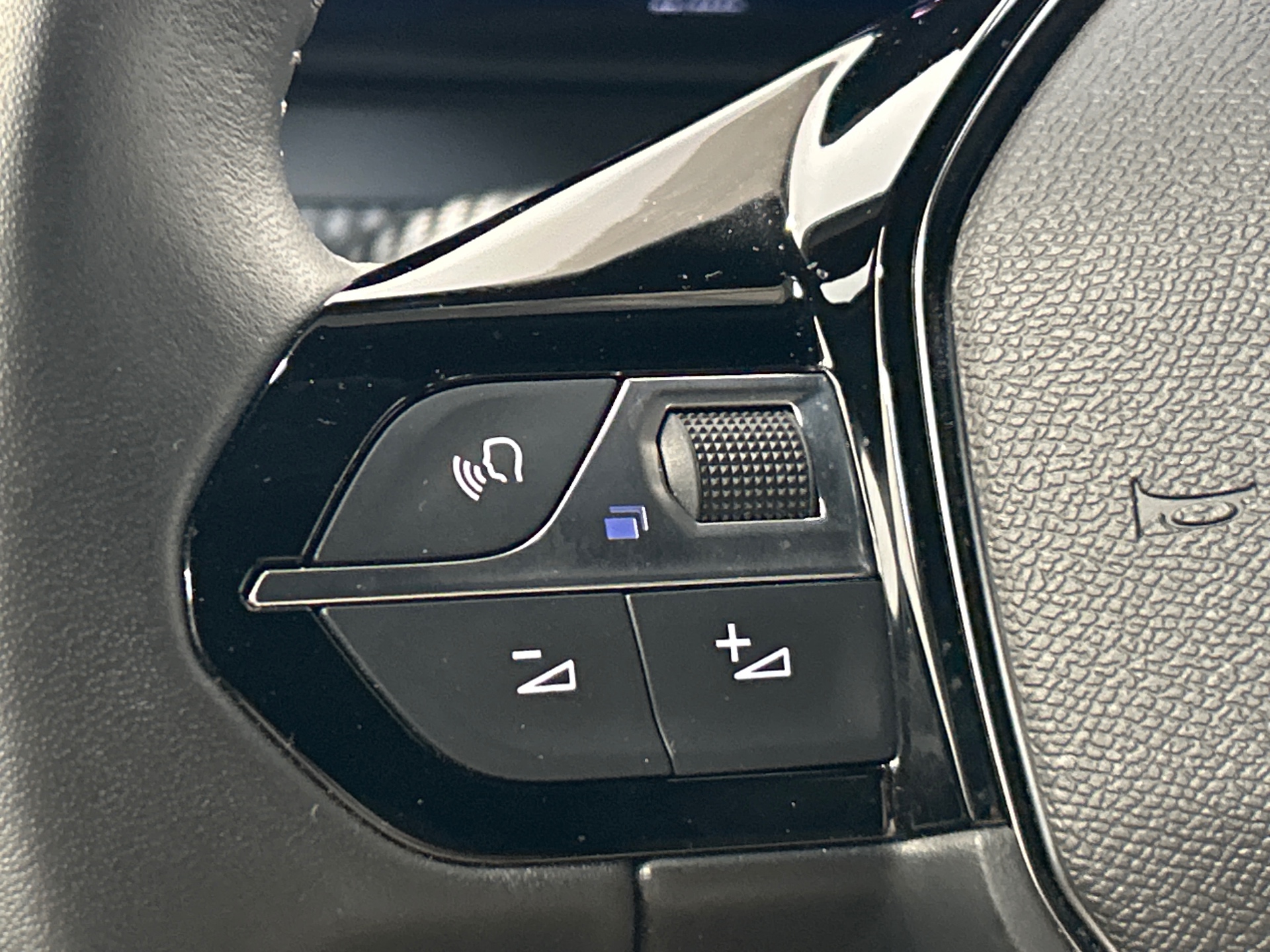 PEUGEOT 2008 100 S&S BVM6 Allure