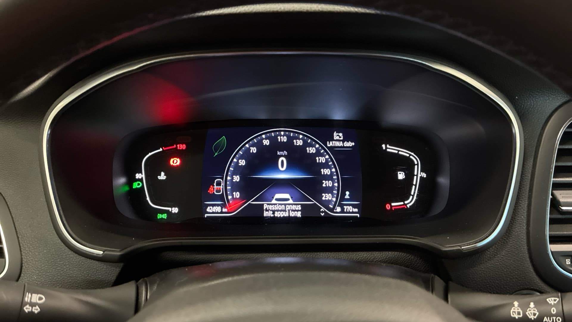 RENAULT MEGANE IV BERLINE TCe 115 FAP Business