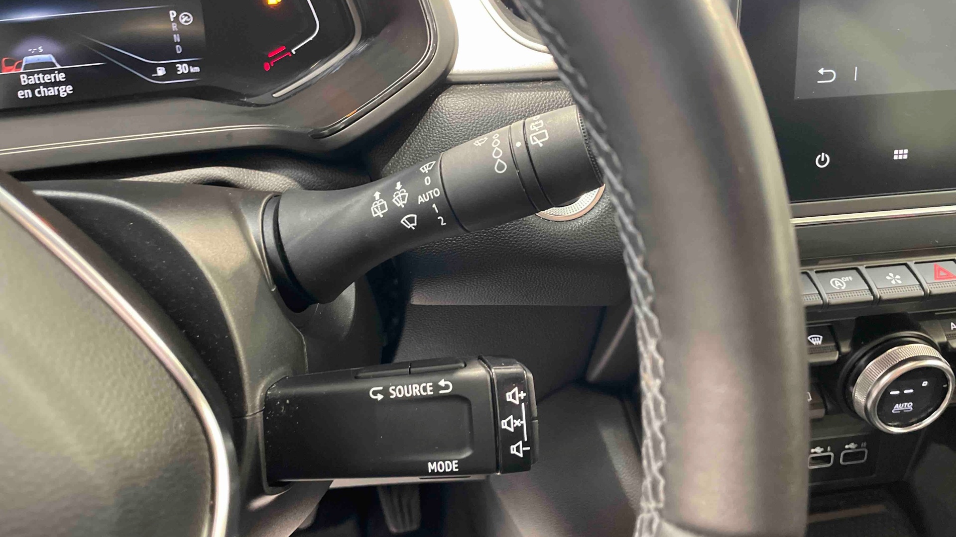 RENAULT CAPTUR mild hybrid 160 EDC Techno