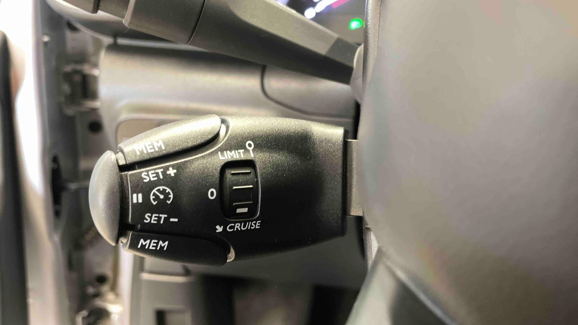 CITROEN C3 PureTech 83 S&S BVM5 C-Series