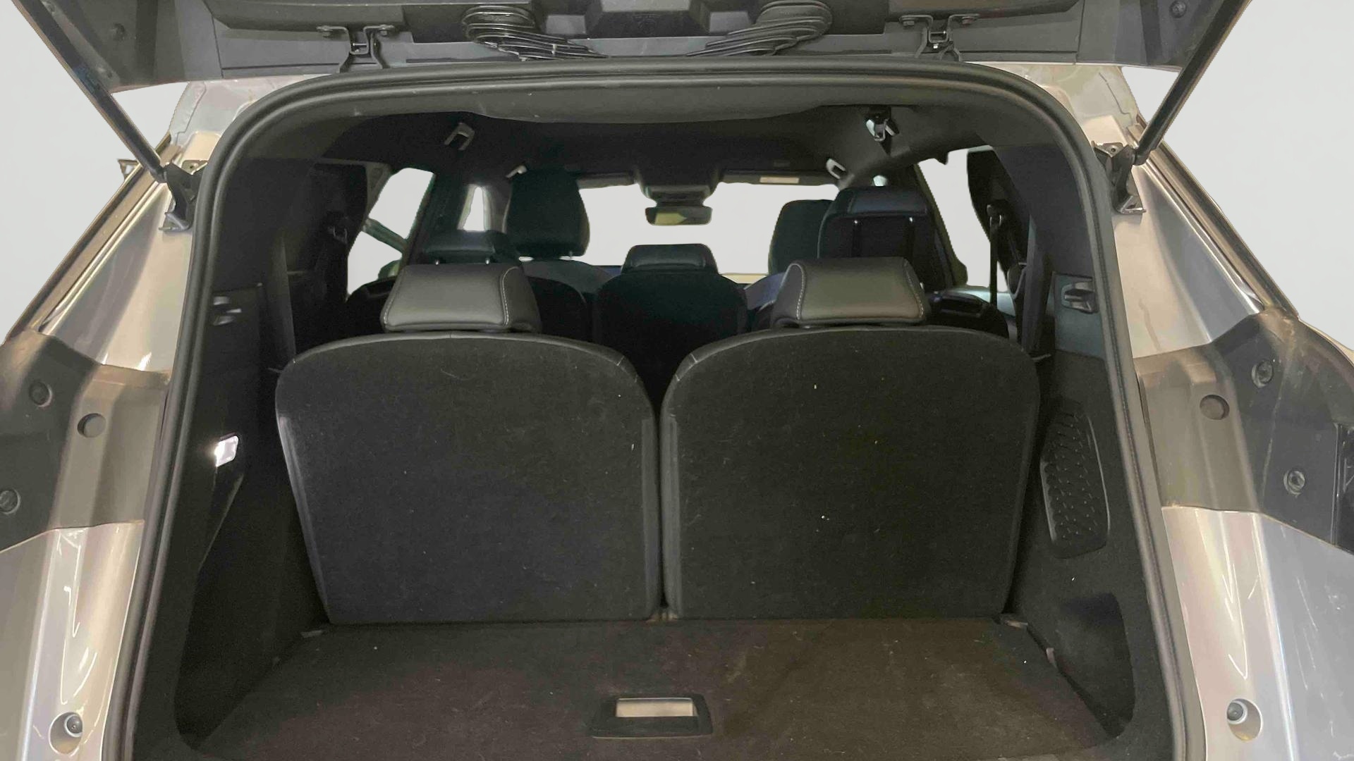PEUGEOT 5008 Hybrid 145 ch e-DCS6 Allure