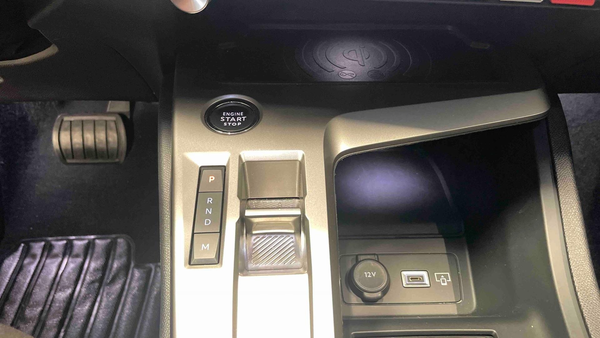 PEUGEOT 408 Hybrid 145 e-DCS6 Allure