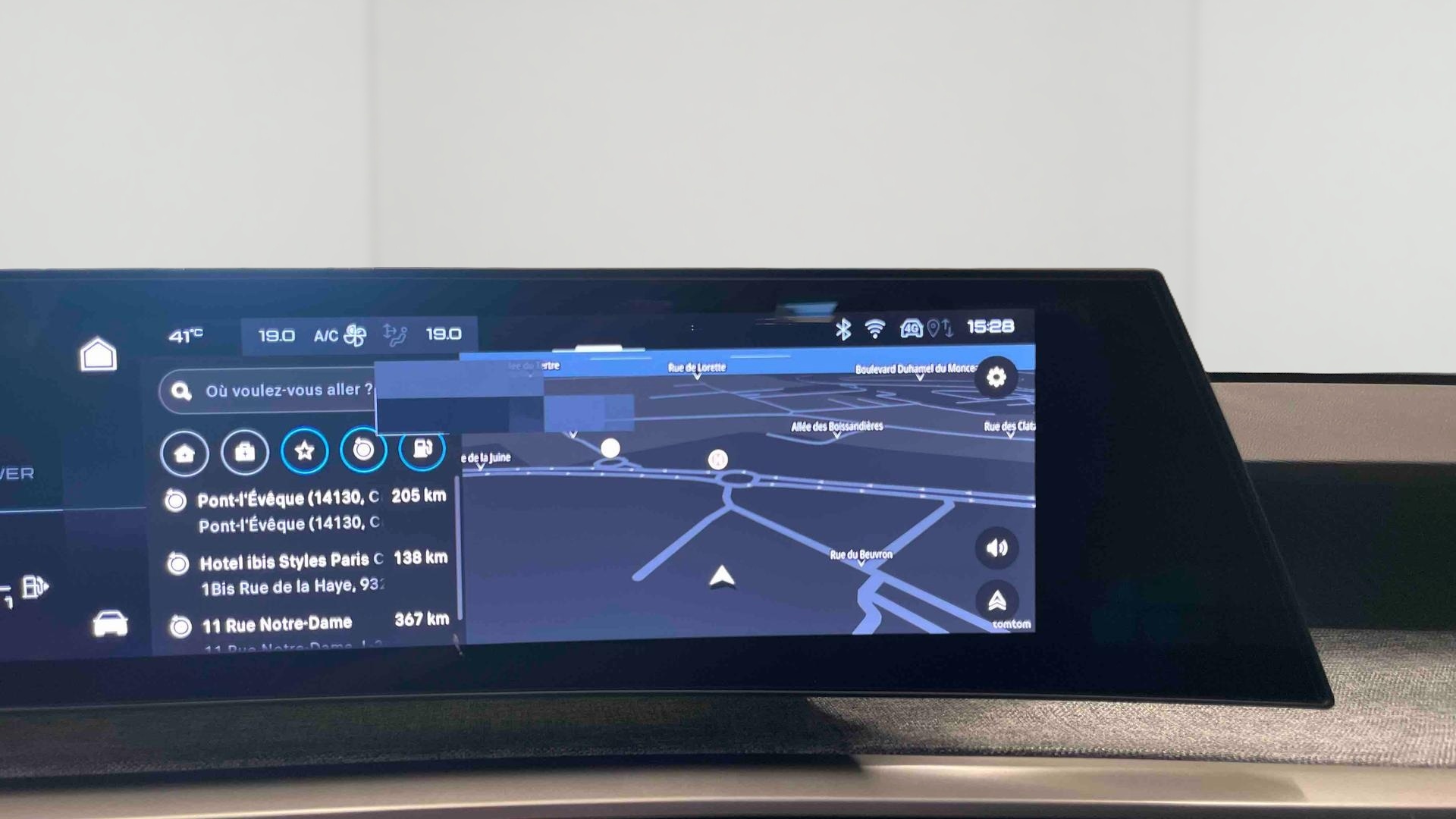 PEUGEOT 5008 Hybrid 145 ch e-DCS6 Allure