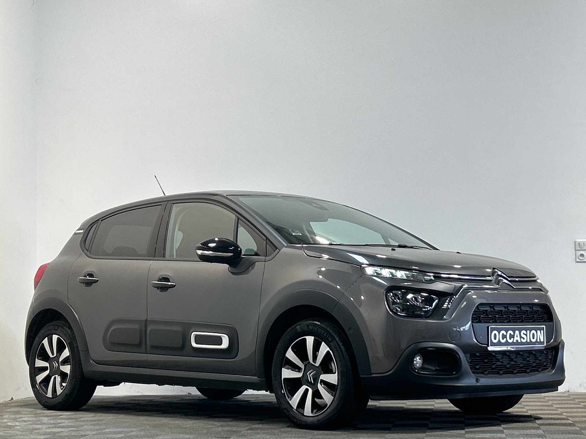CITROEN C3 PureTech 110 S&S EAT6 Shine