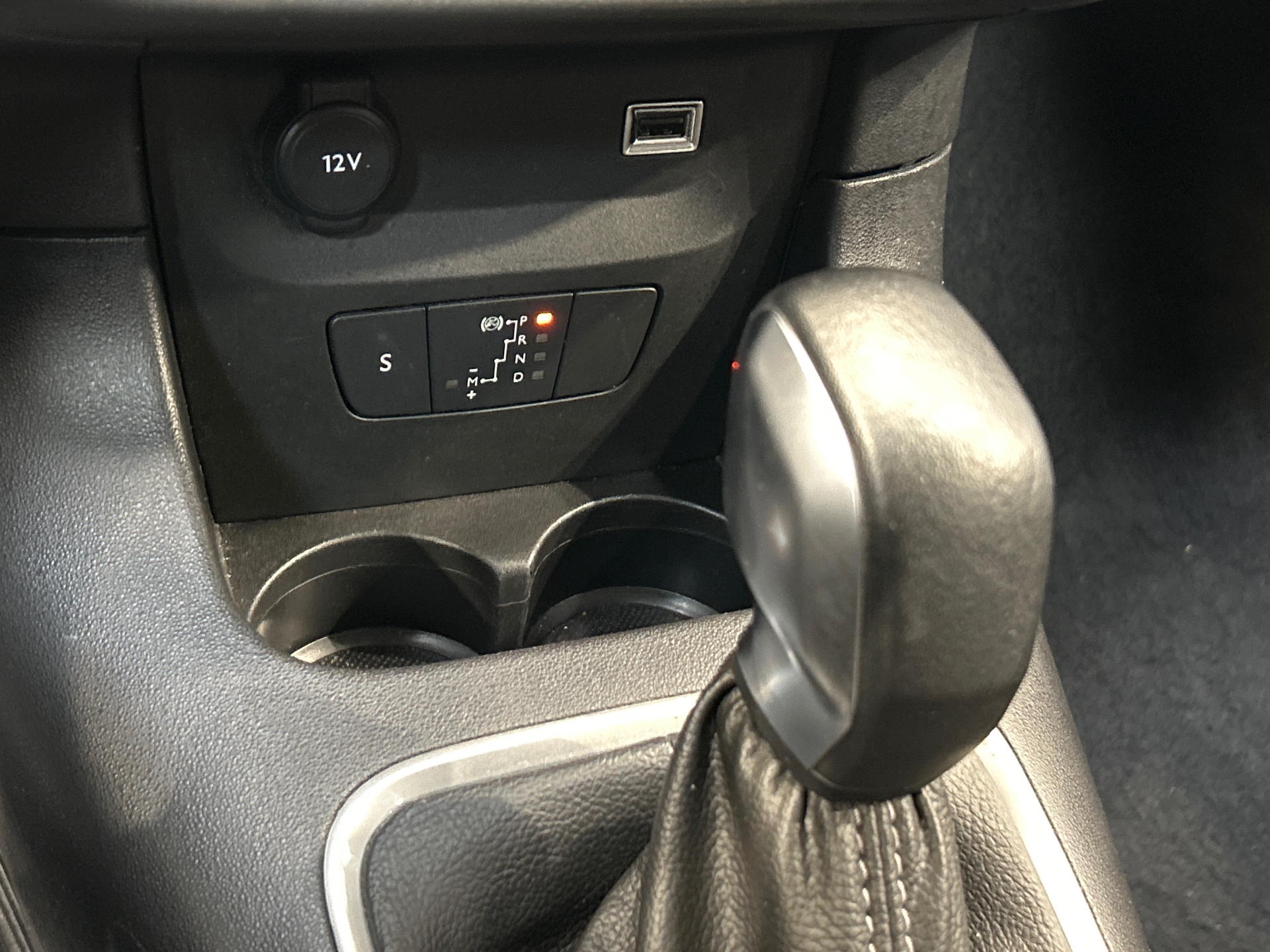 CITROEN C3 PureTech 110 S&S EAT6 Shine