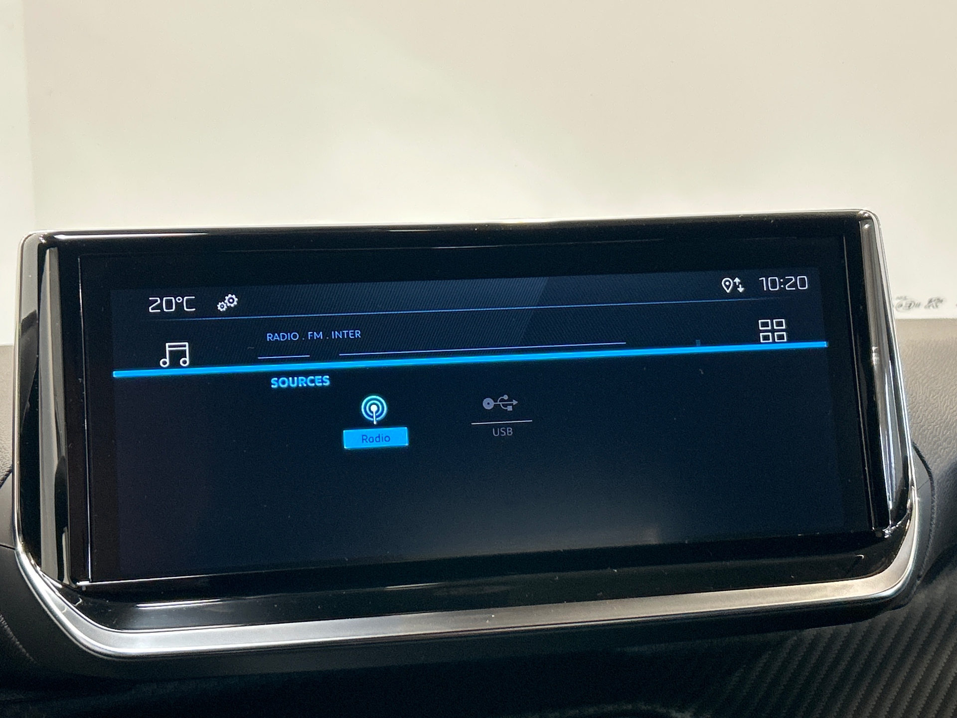 PEUGEOT 2008 Hybrid 145 e-DCS6 Style