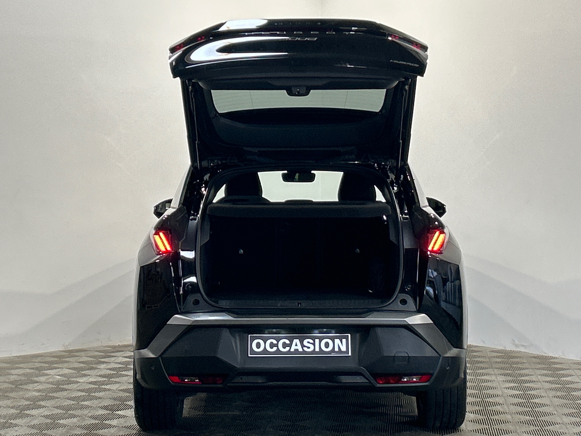 PEUGEOT 3008 Hybrid 145 e-DCS6 Allure
