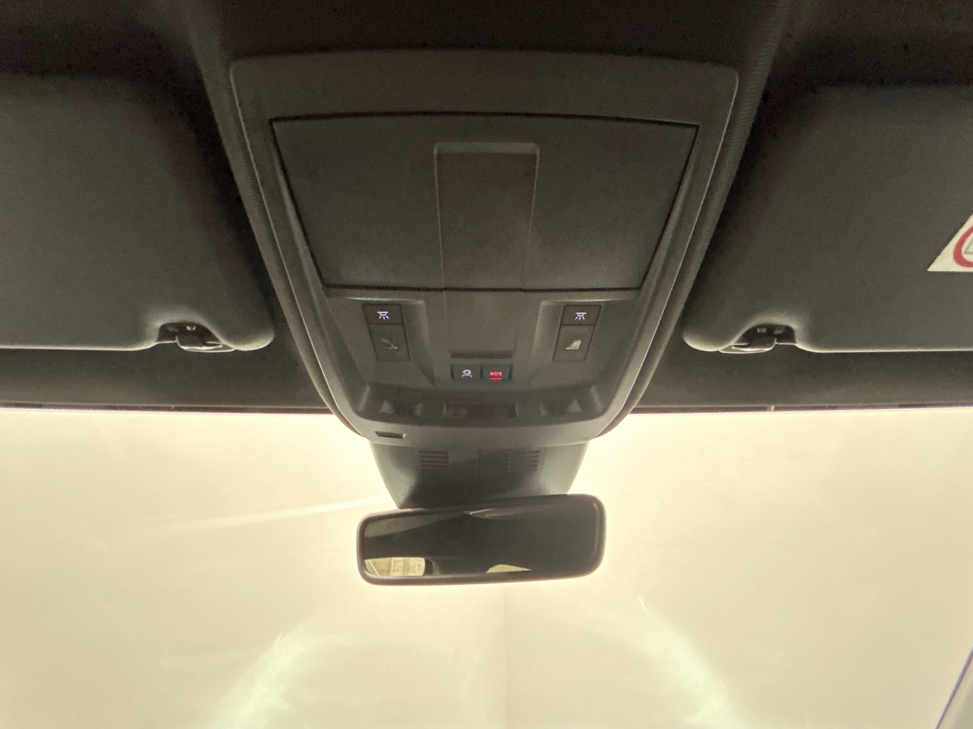 PEUGEOT 3008 Hybrid 145 e-DCS6 Allure