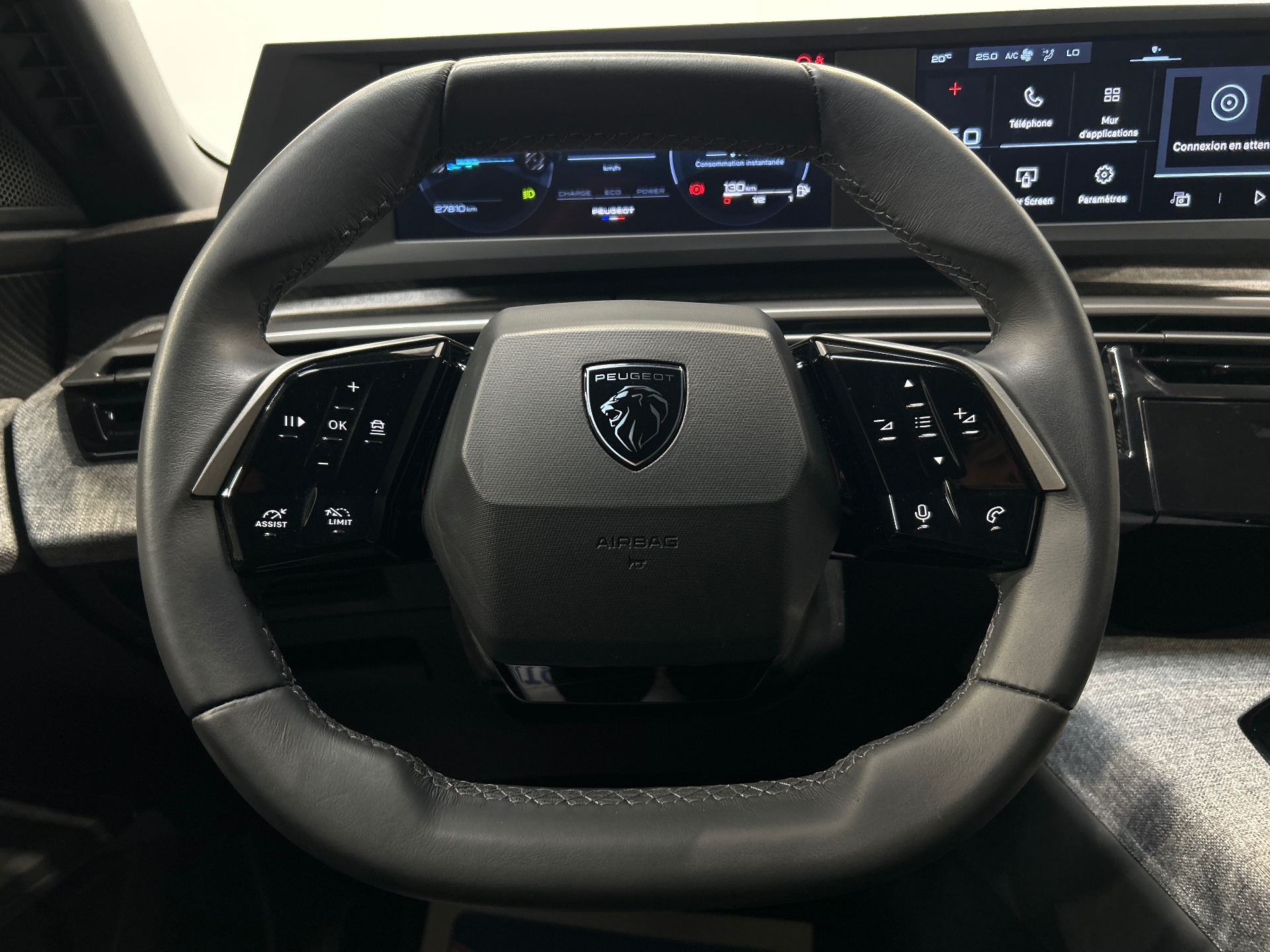 PEUGEOT 5008 Hybrid 145 ch e-DCS6 Allure