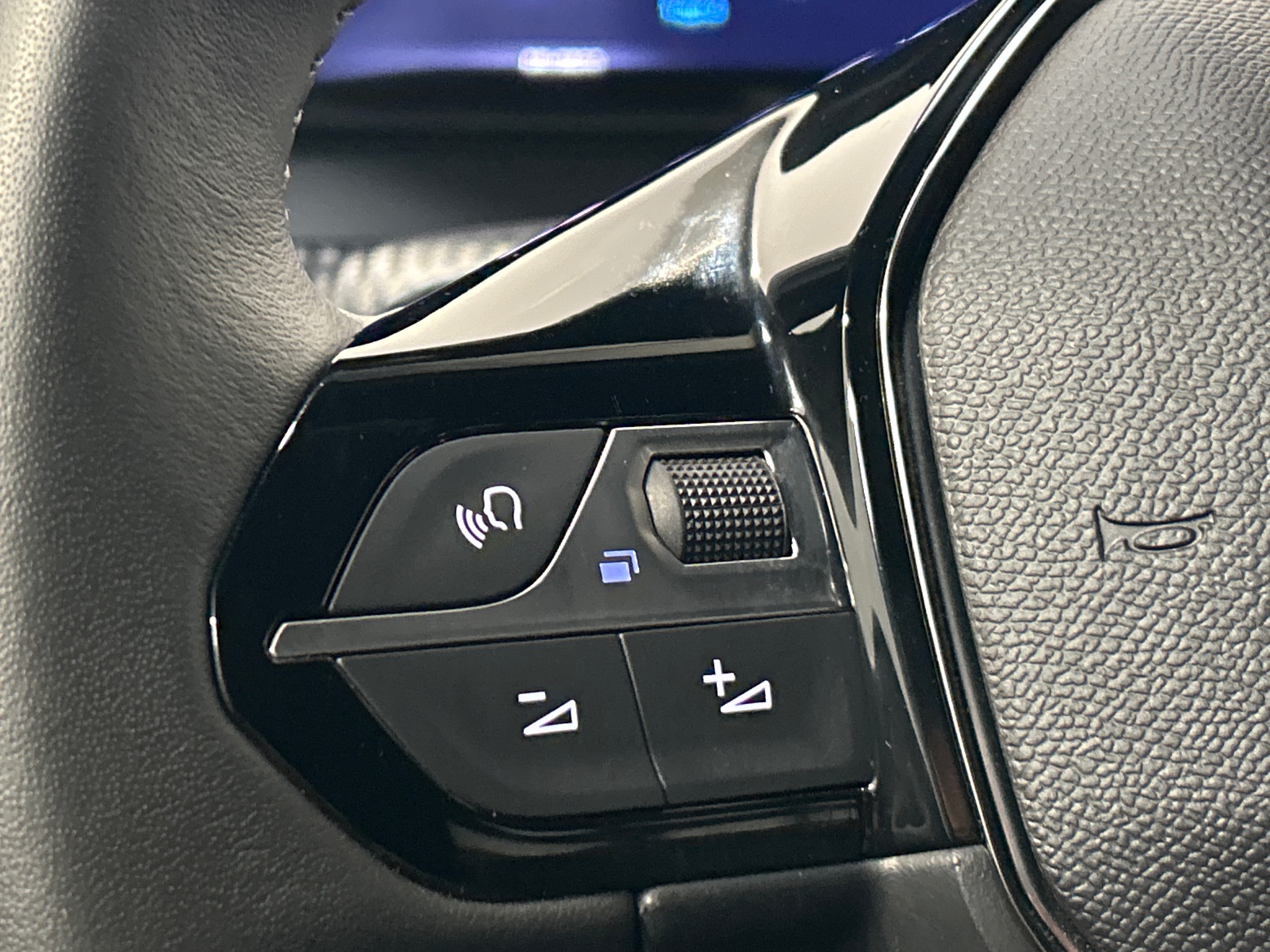 PEUGEOT 2008 100 S&S BVM6 Allure