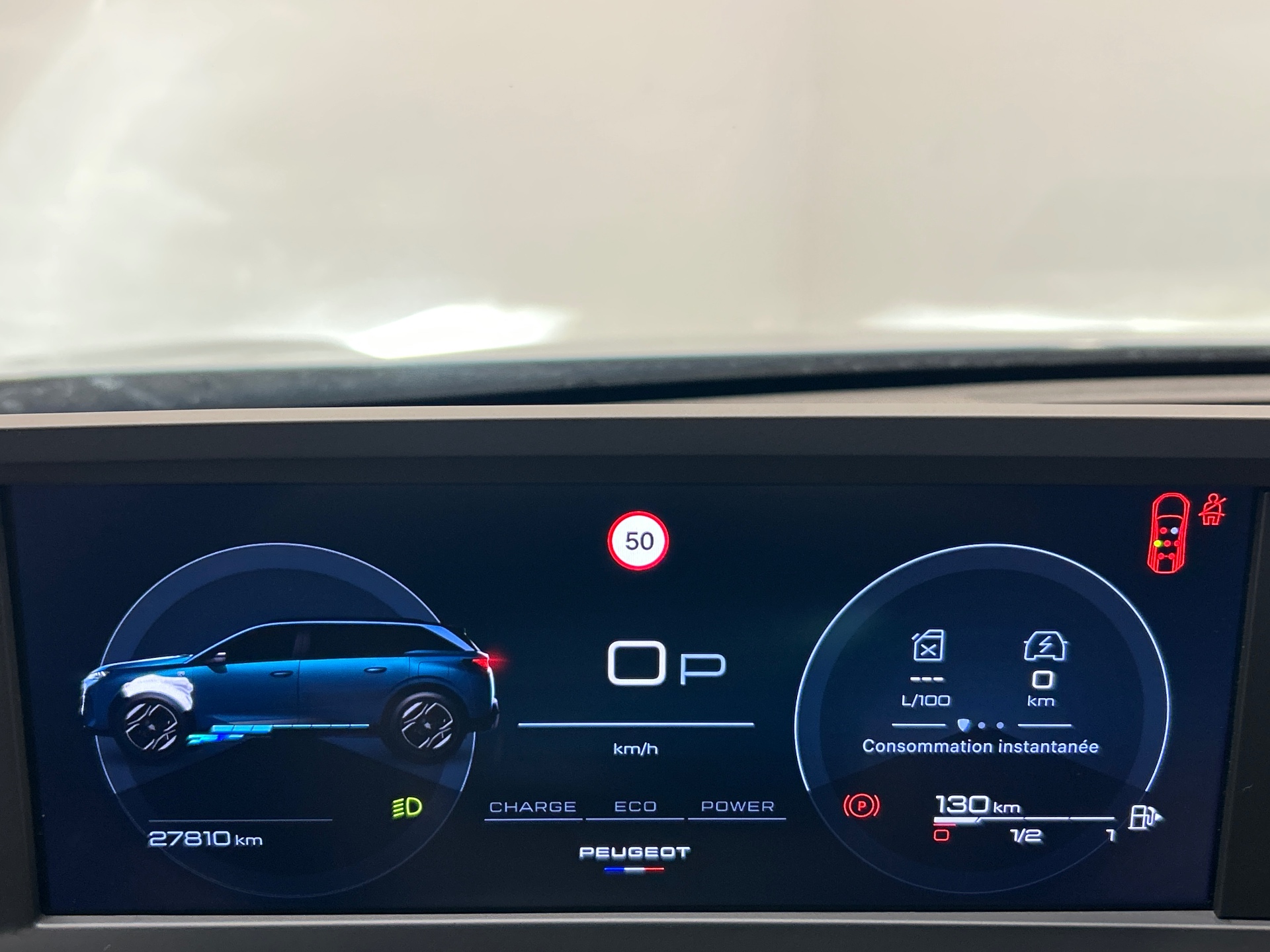 PEUGEOT 5008 Hybrid 145 ch e-DCS6 Allure