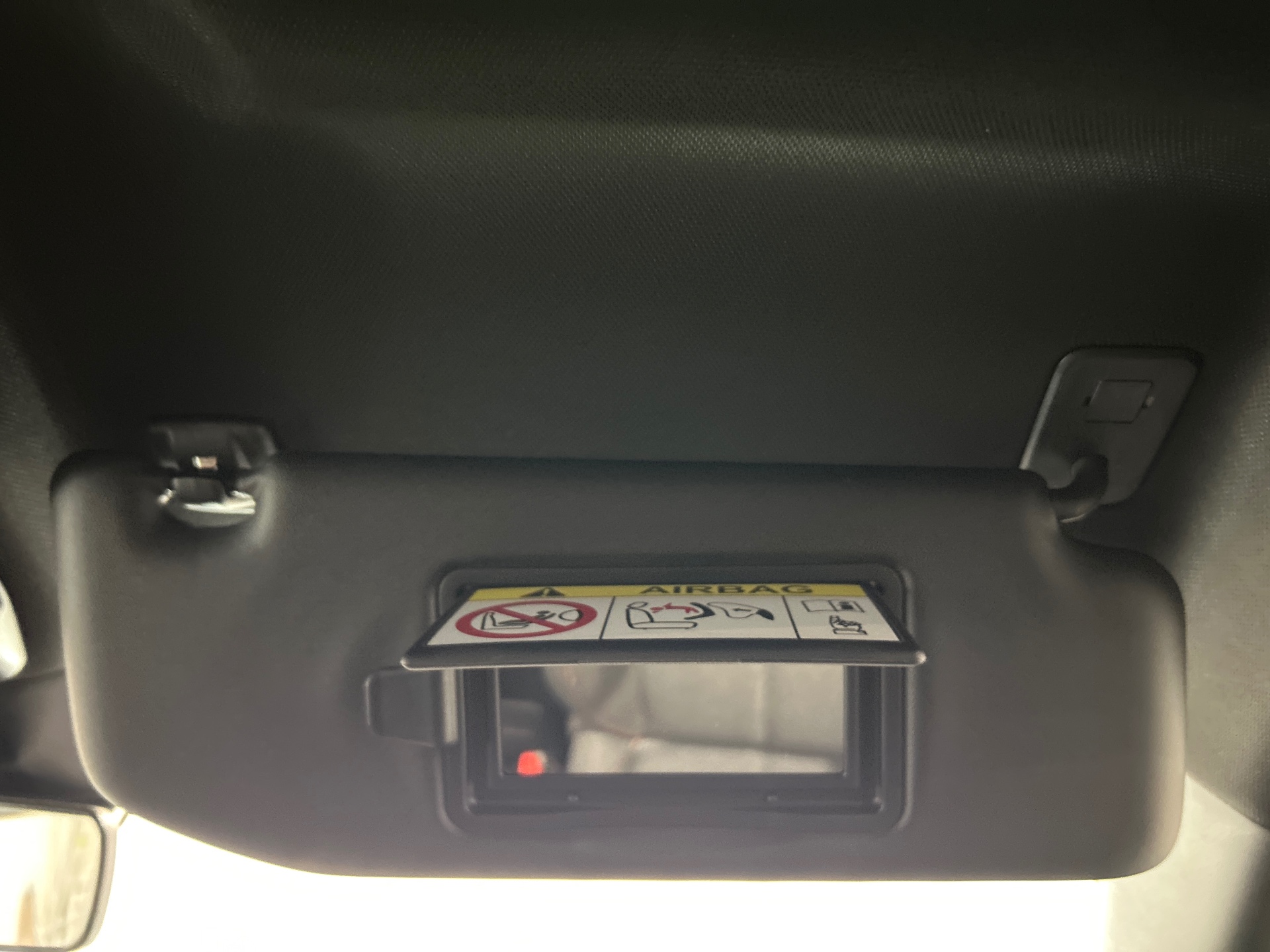 PEUGEOT 2008 Hybrid 145 e-DCS6 Style