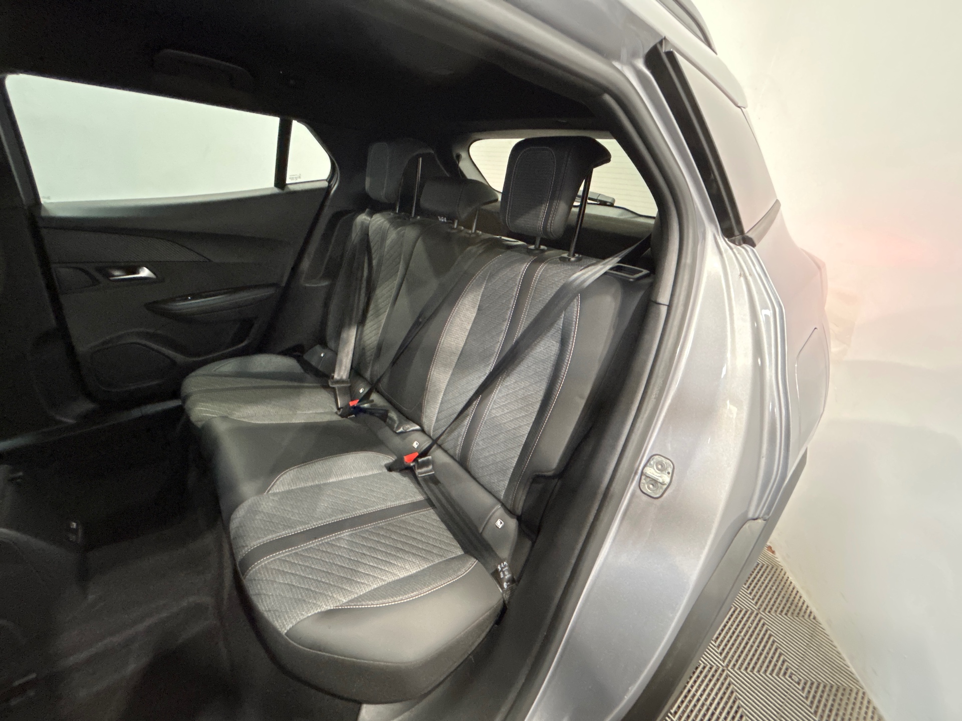 PEUGEOT 2008 100 S&S BVM6 Allure