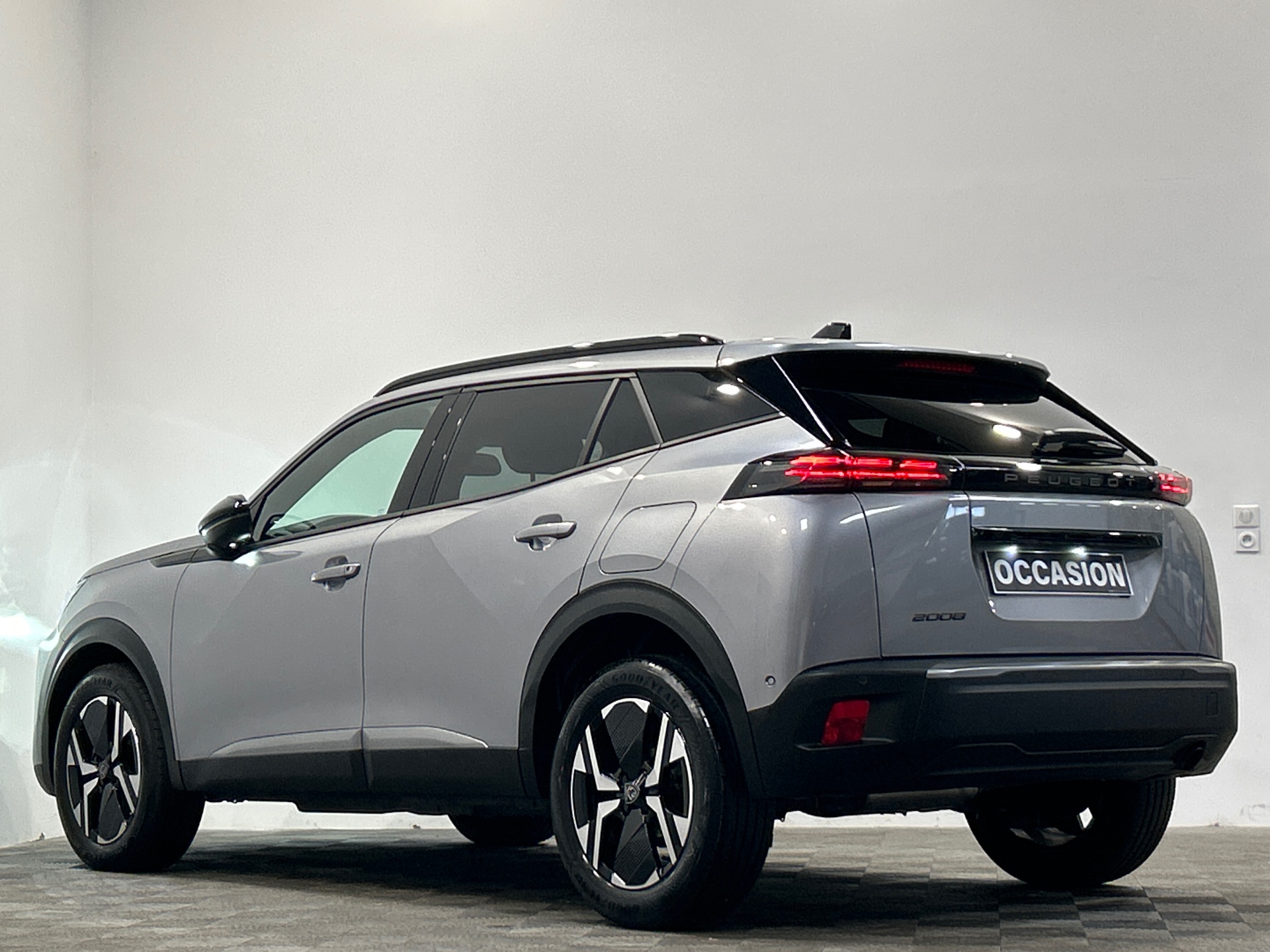PEUGEOT 2008 100 S&S BVM6 Allure