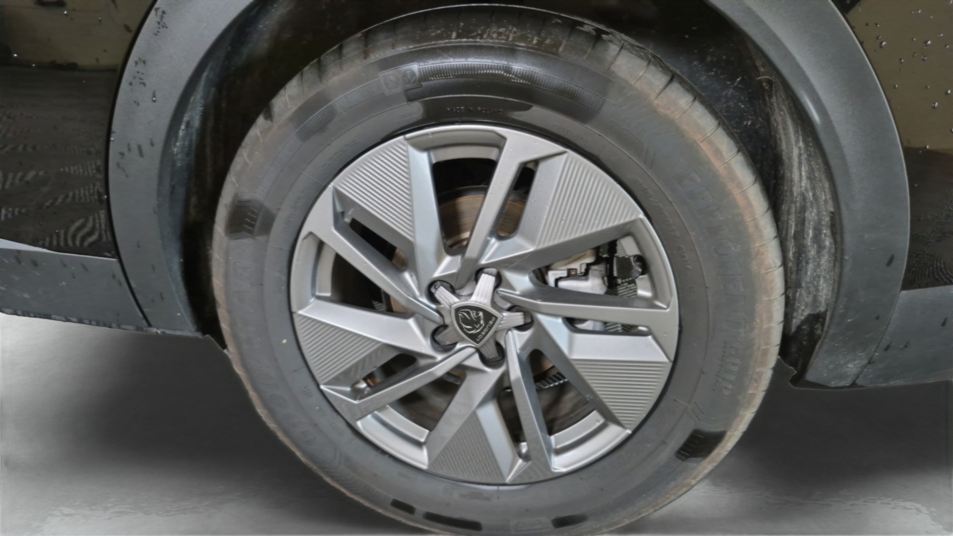 PEUGEOT 408 Hybrid 145 e-DCS6 Allure