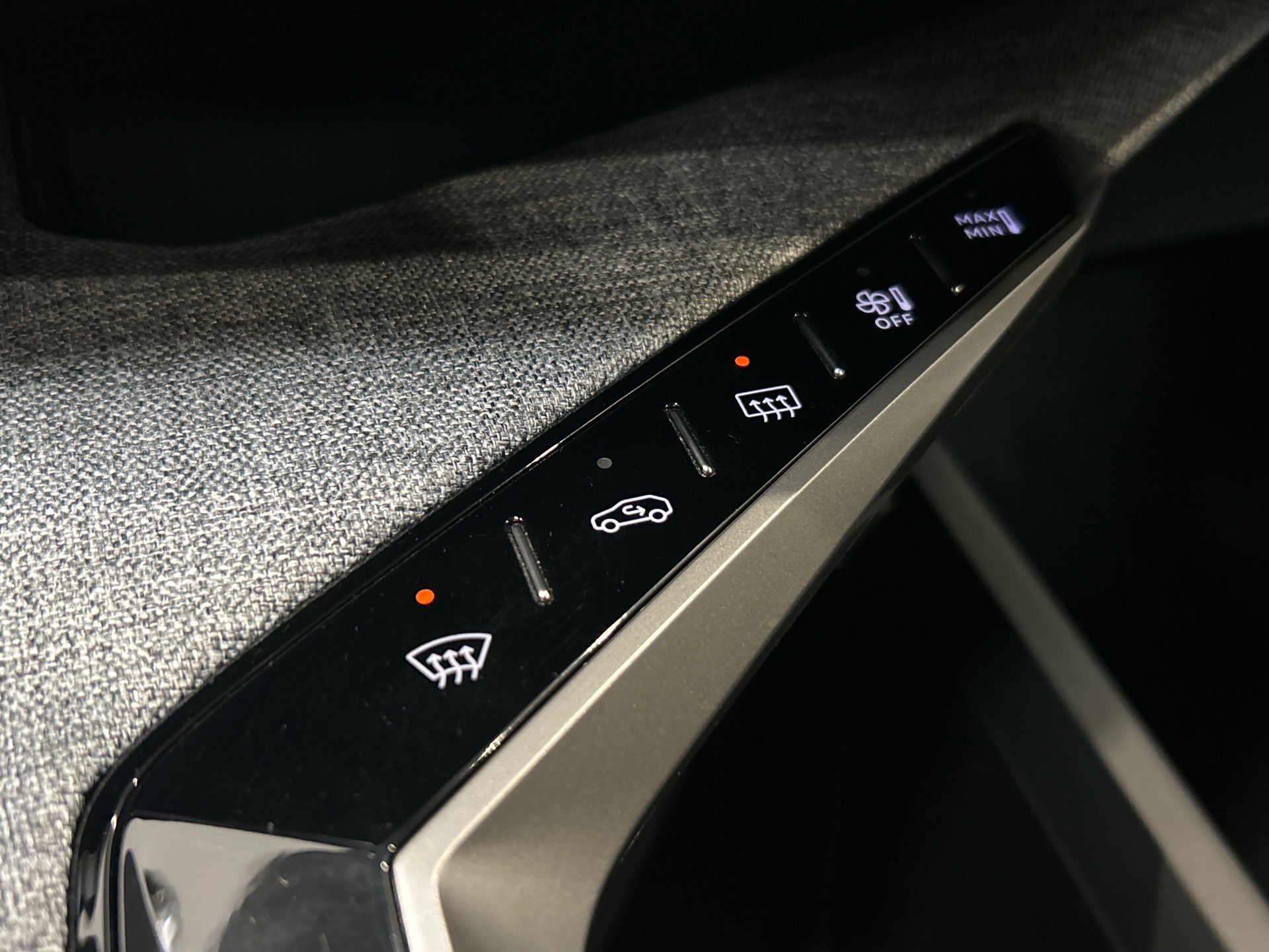 PEUGEOT 5008 Hybrid 145 ch e-DCS6 Allure