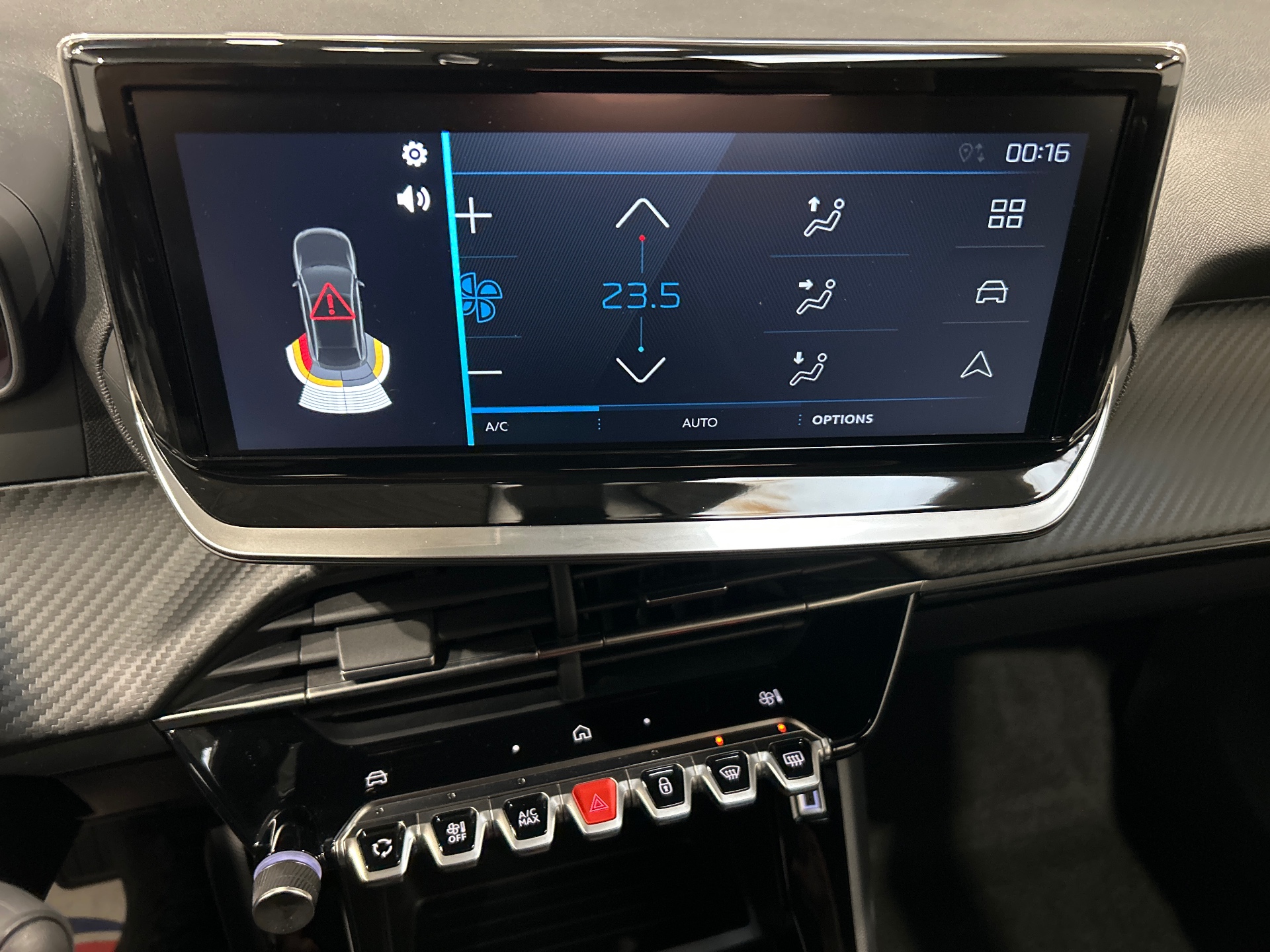 PEUGEOT 2008 Hybrid 145 e-DCS6 Style