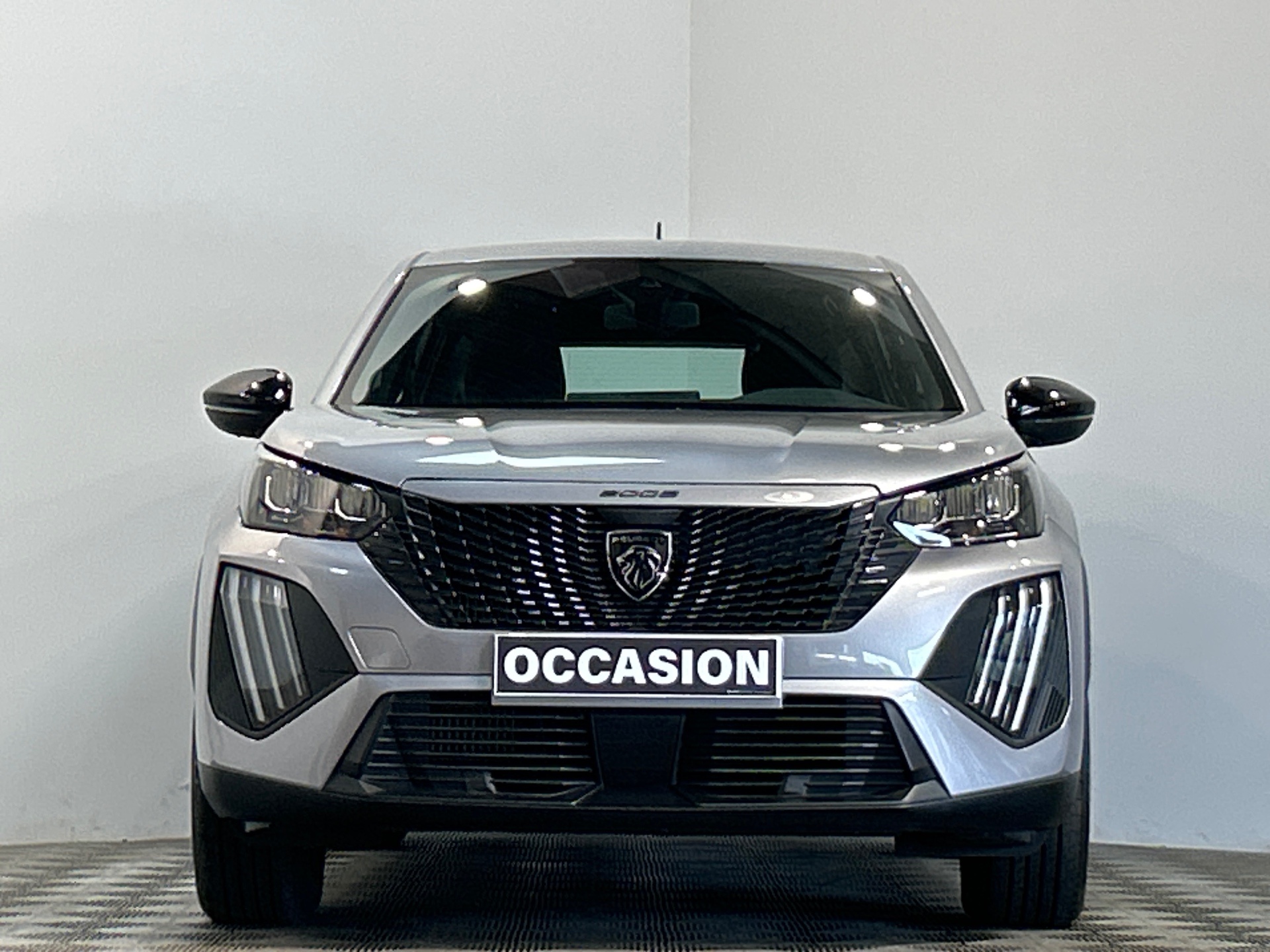 PEUGEOT 2008 Hybrid 145 e-DCS6 Style
