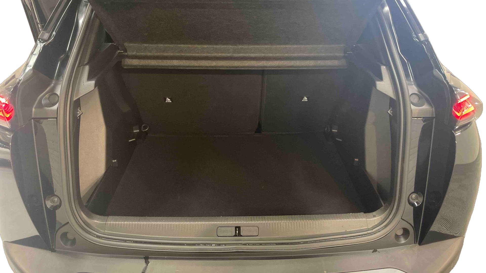 PEUGEOT 2008 Hybrid 145 e-DCS6 Style