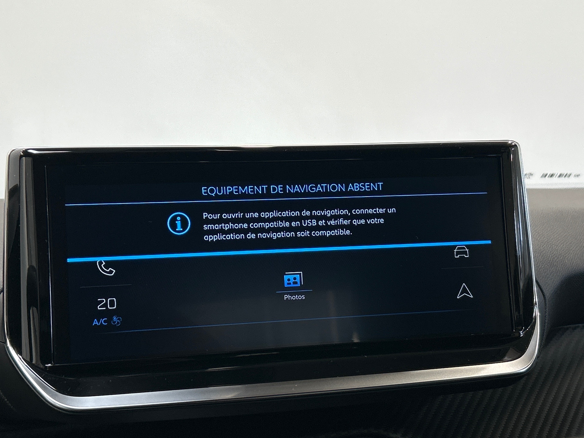 PEUGEOT 2008 Hybrid 145 e-DCS6 Style