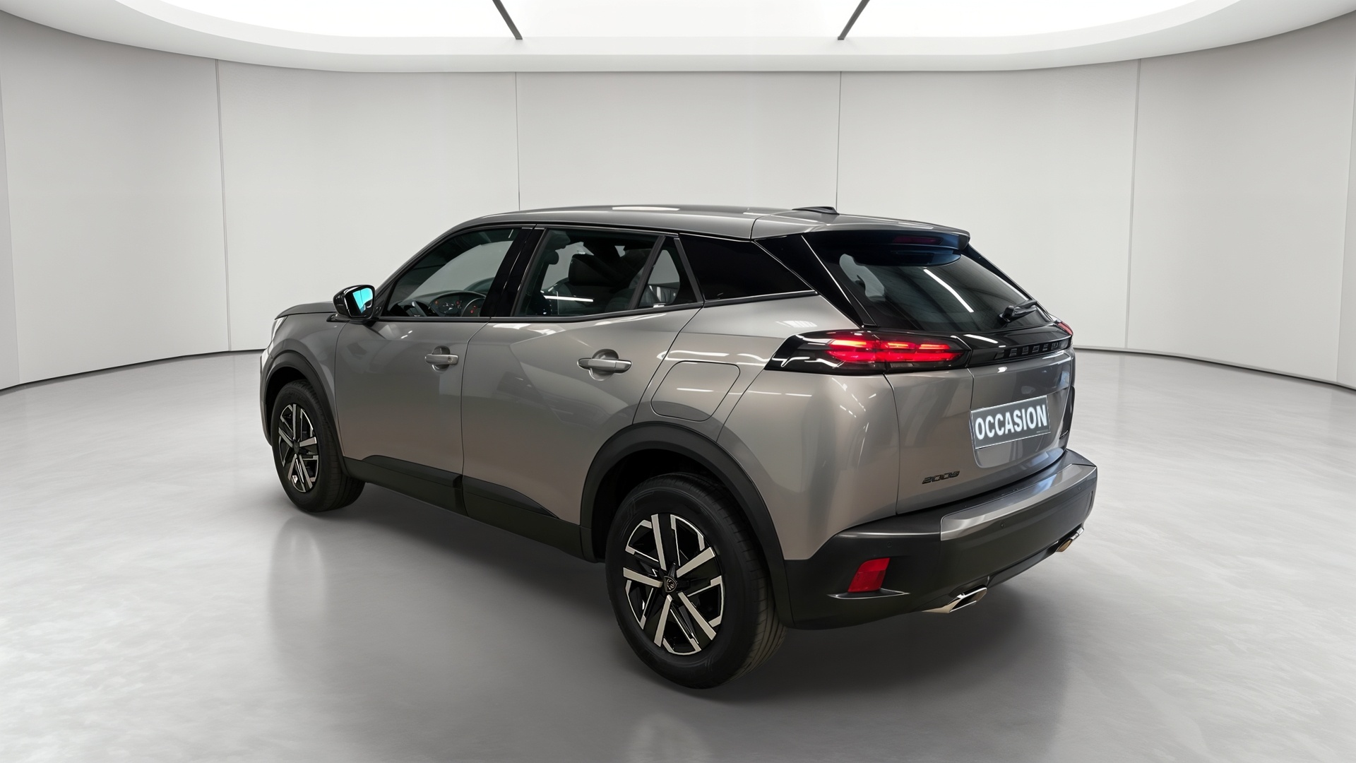 PEUGEOT 2008 Hybrid 145 e-DCS6 Style