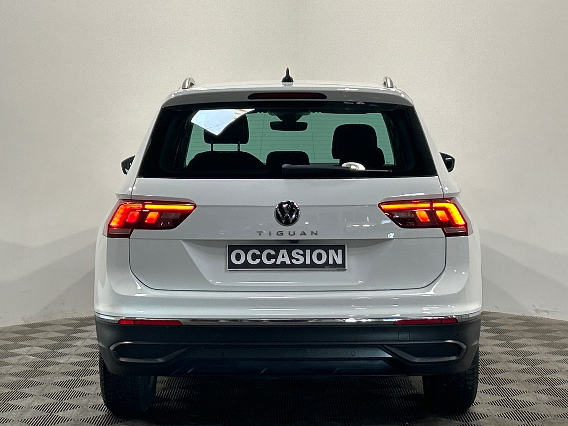 VOLKSWAGEN TIGUAN BUSINESS 1.5 TSI 150 DSG7 Life Business