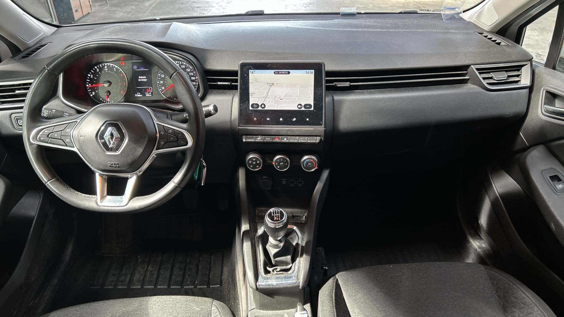 RENAULT CLIO V TCe 90 - 21 Business
