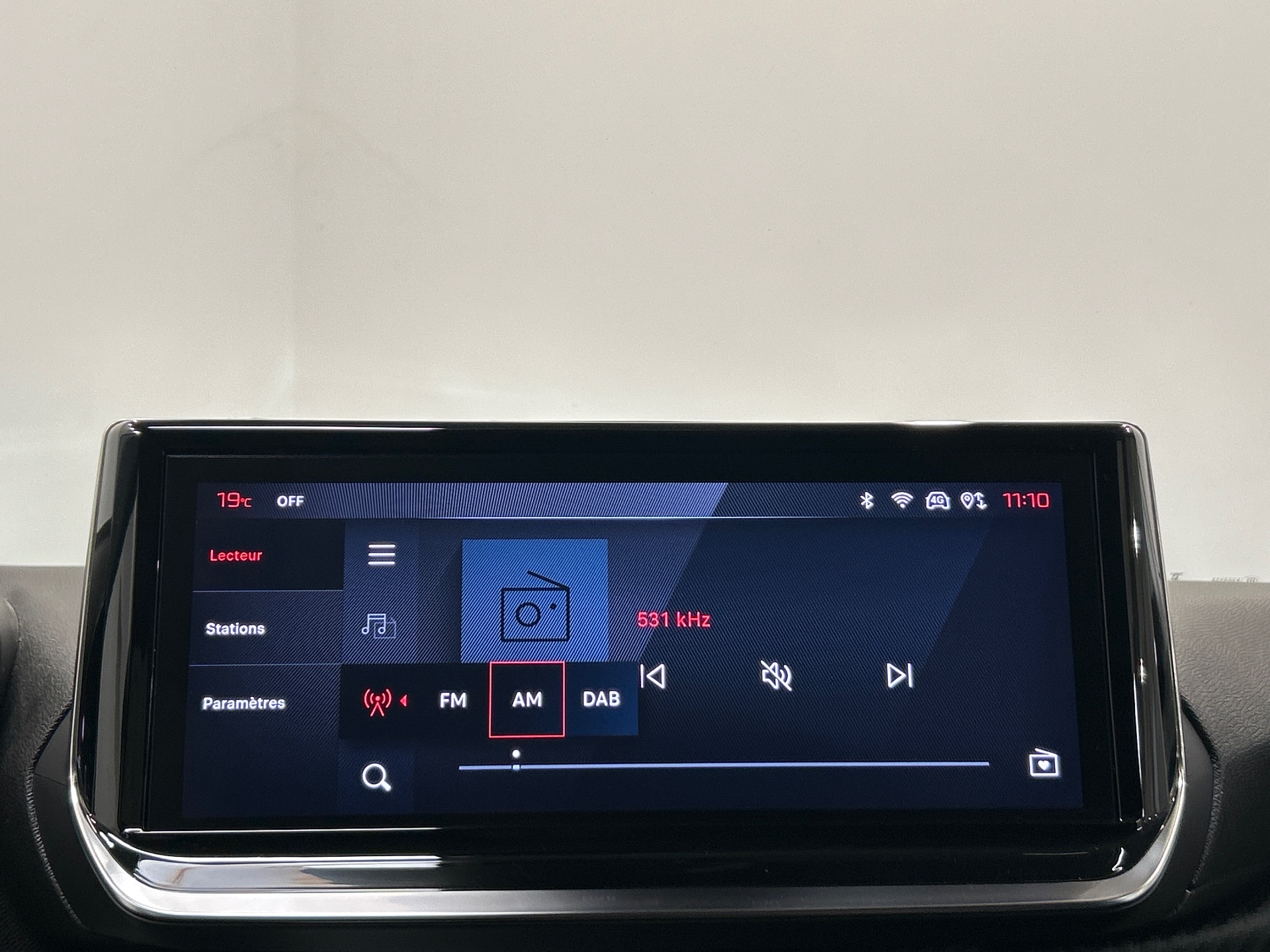 PEUGEOT 208 ALL PT100 BVM