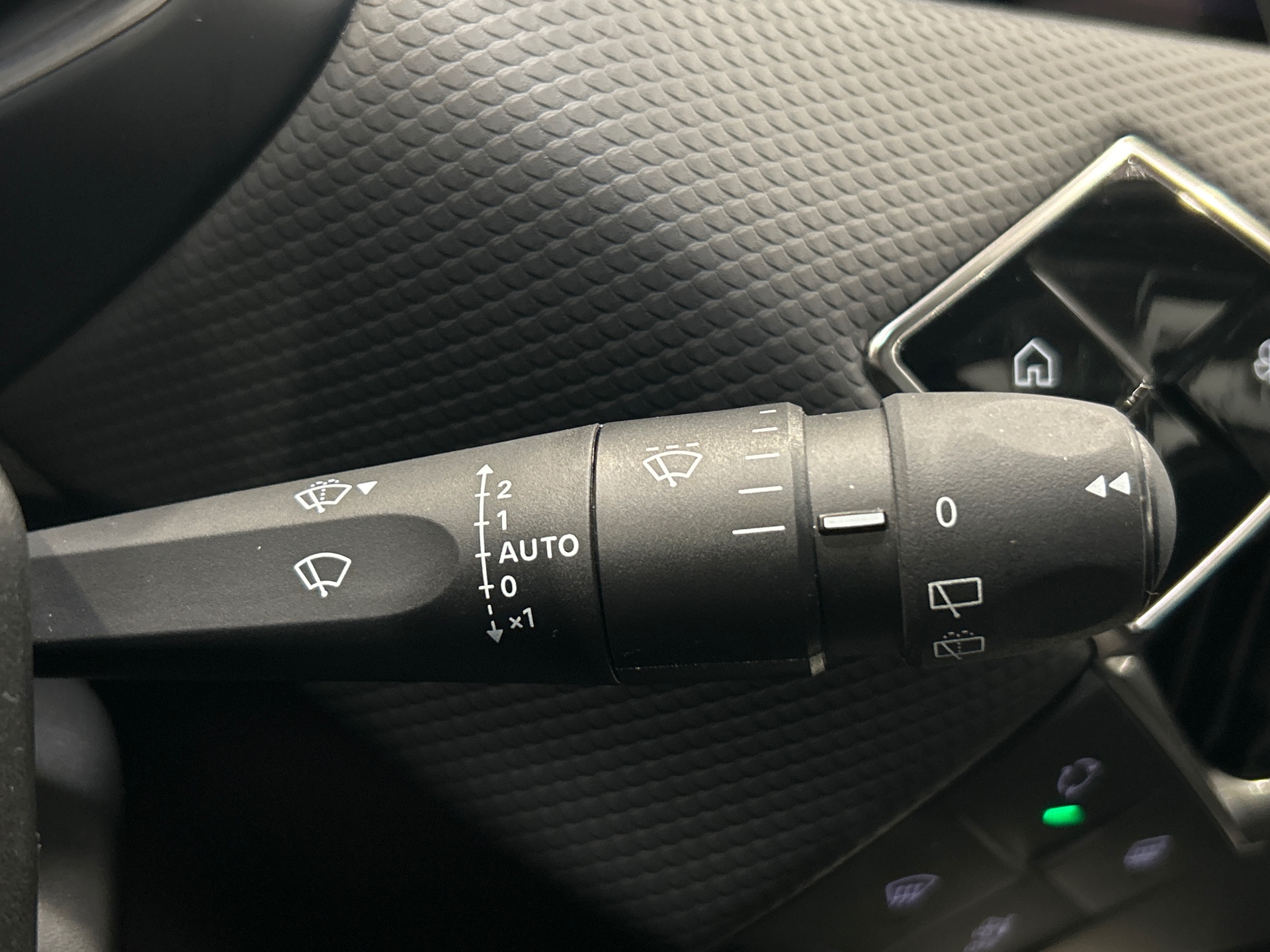 DS DS 3 PureTech 130 EAT8 Bastille