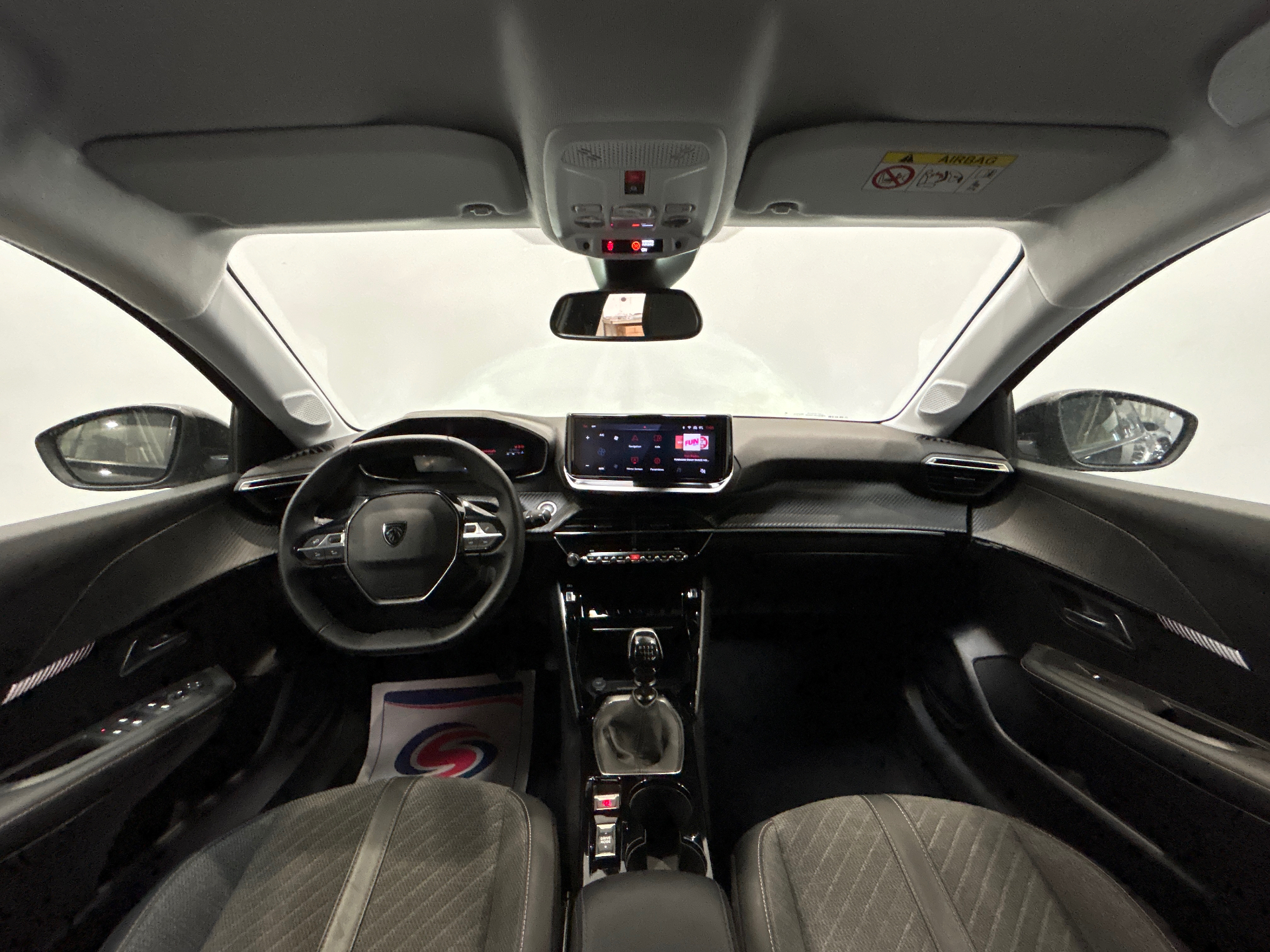 PEUGEOT 208 ALL PT100 BVM