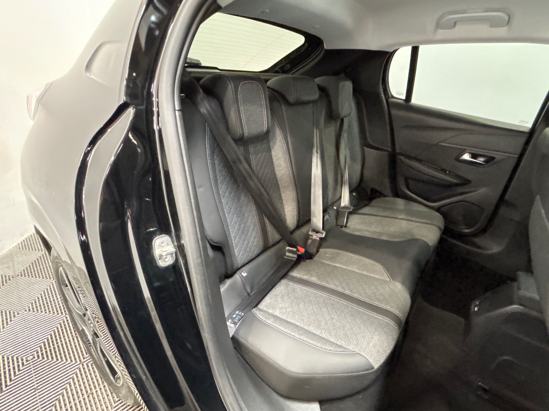 PEUGEOT 208 ALL PT100 BVM