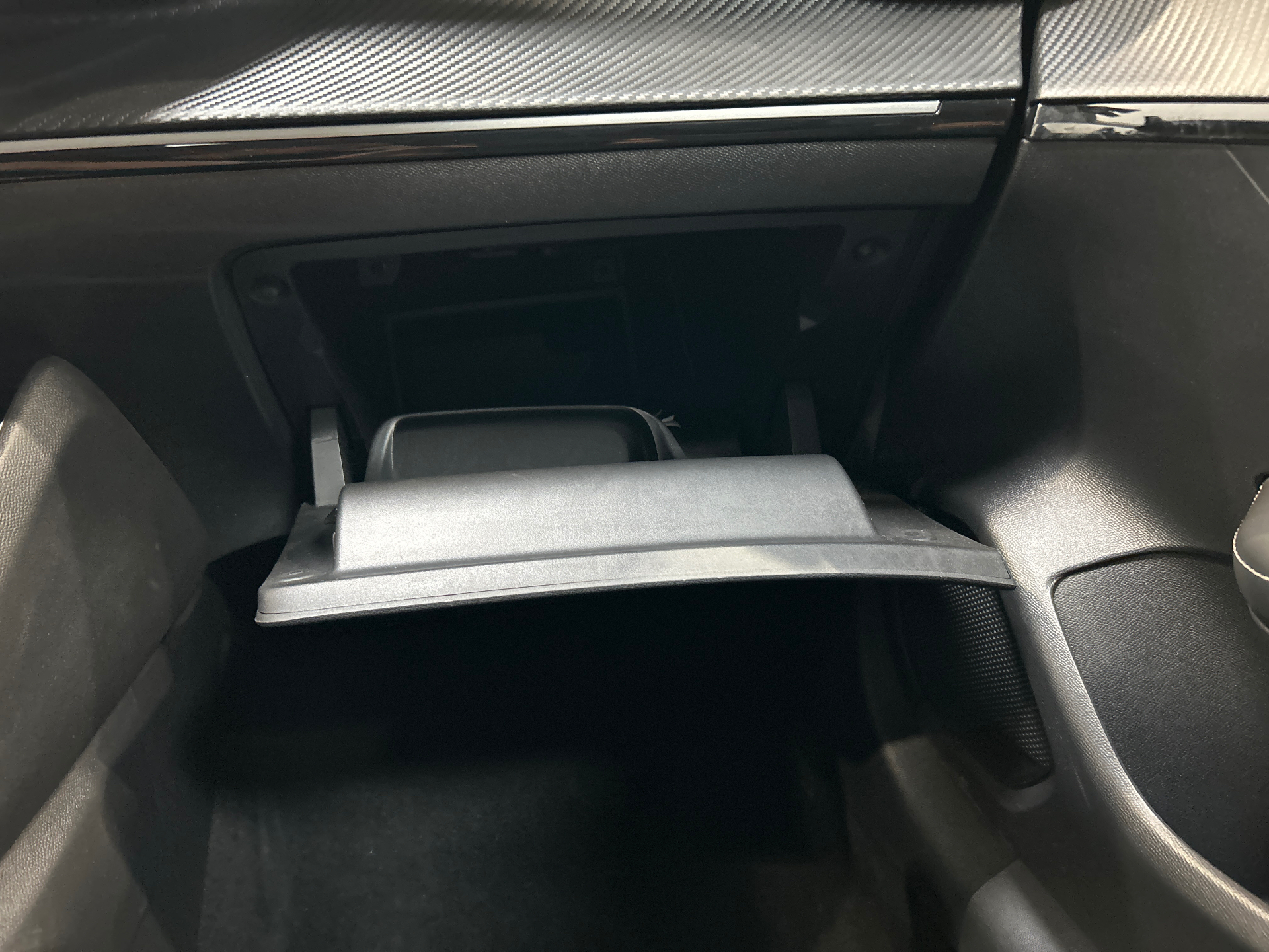 PEUGEOT 208 ALL PT100 BVM