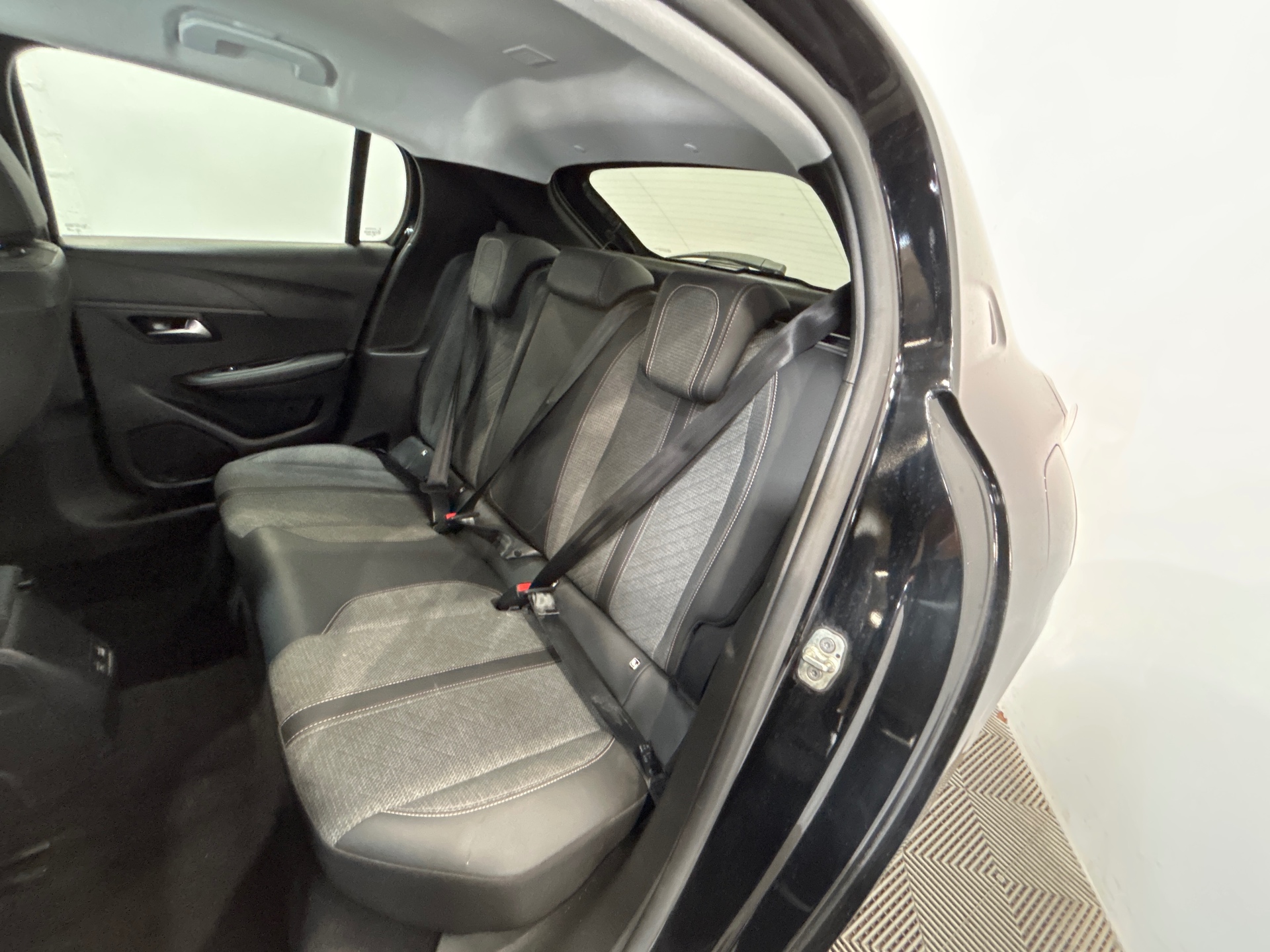 PEUGEOT 208 ALL PT100 BVM