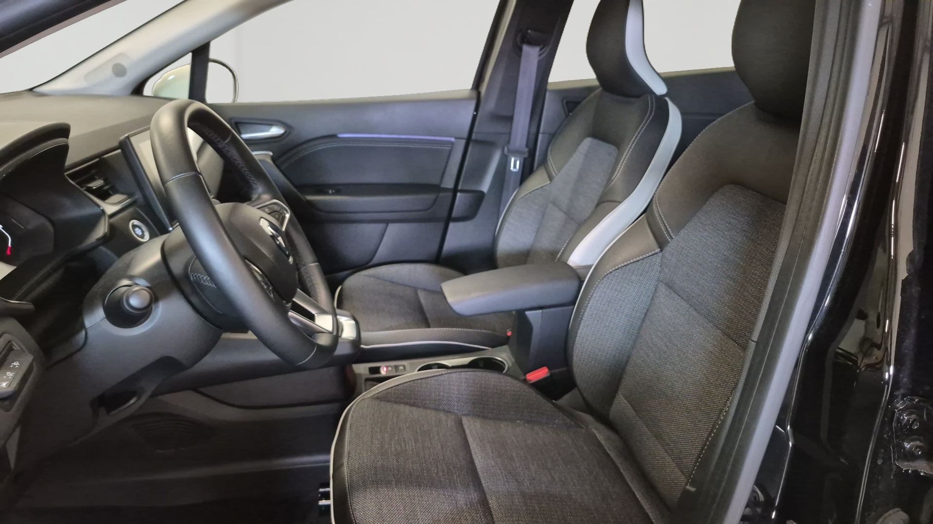 RENAULT CAPTUR techno mild hybrid 140