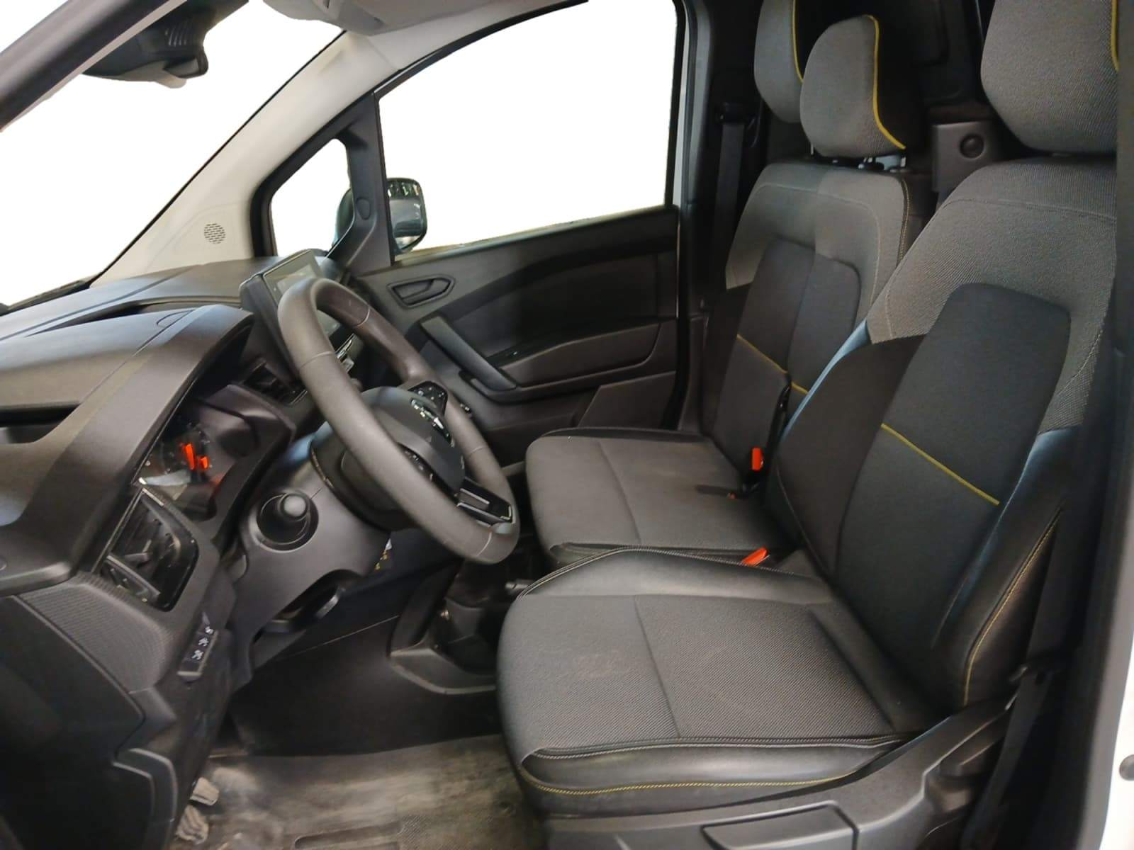 RENAULT KANGOO VAN BLUE DCI 95 GRAND CONFORT- 22