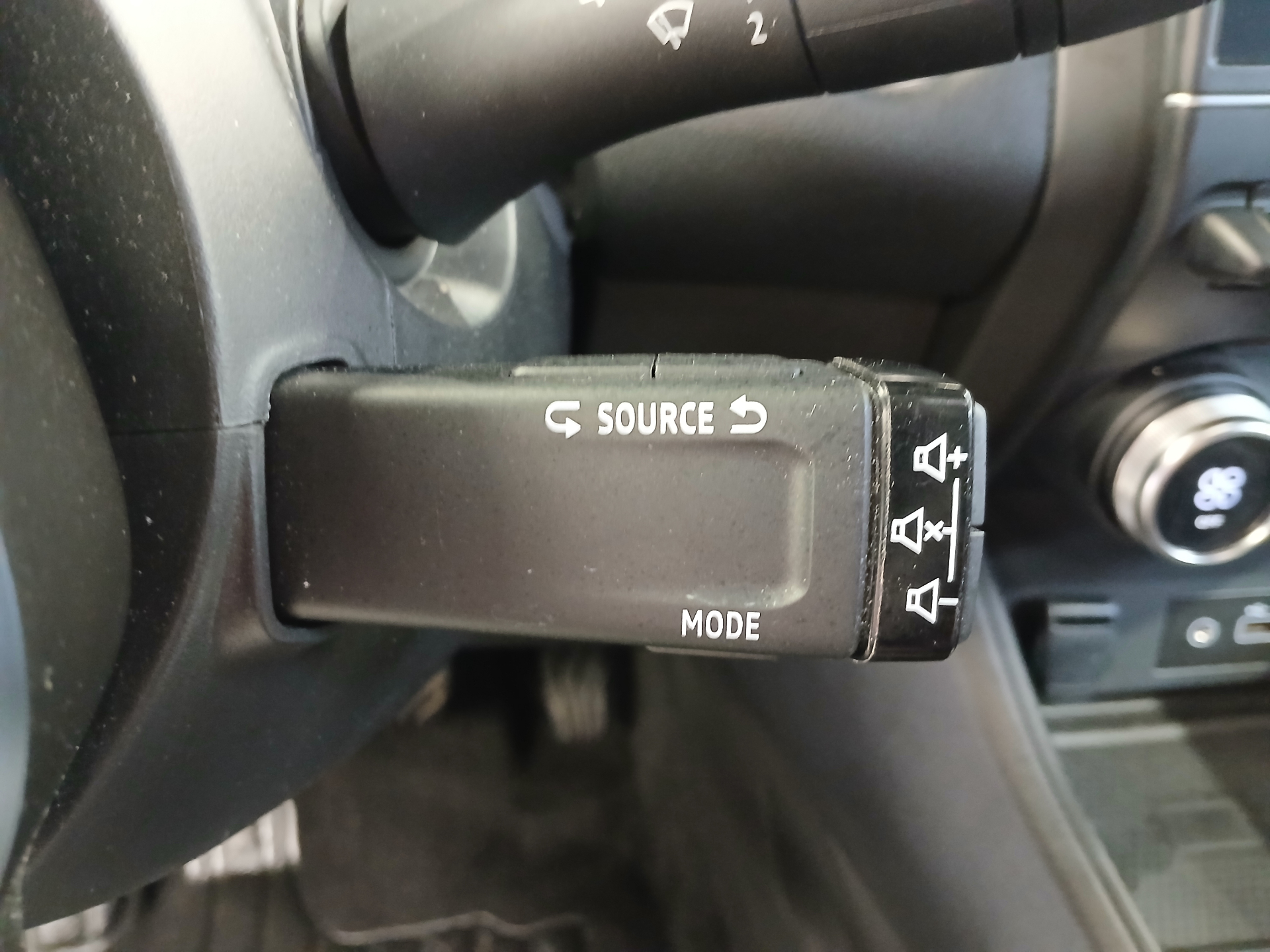 RENAULT CAPTUR techno mild hybrid 160 EDC
