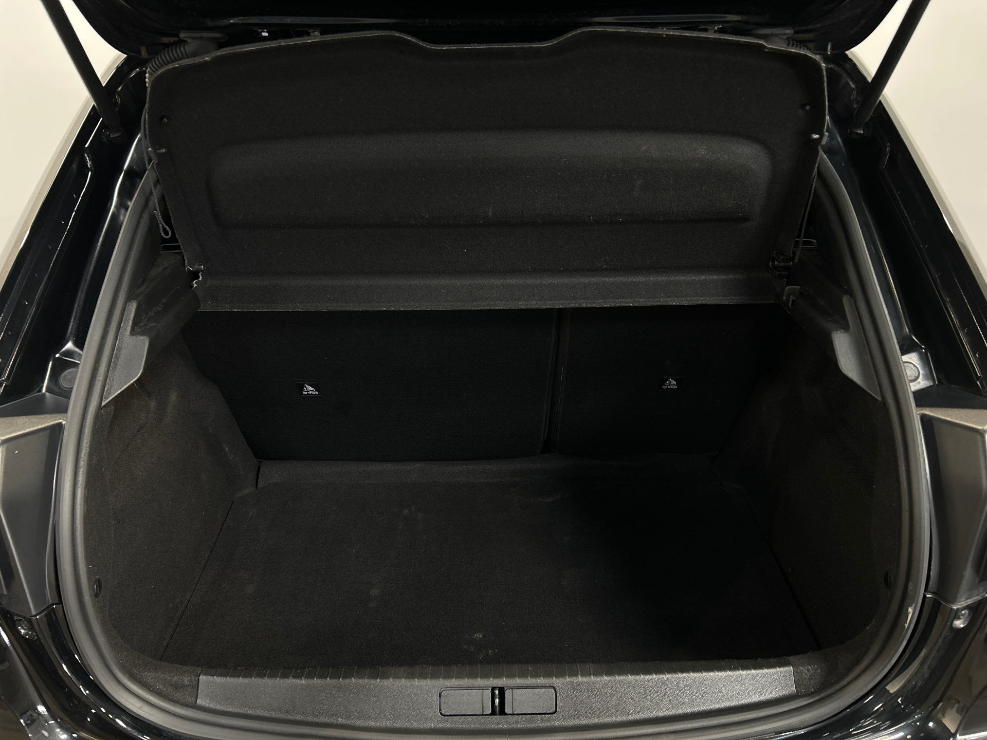 PEUGEOT 208 ALL PT100 BVM