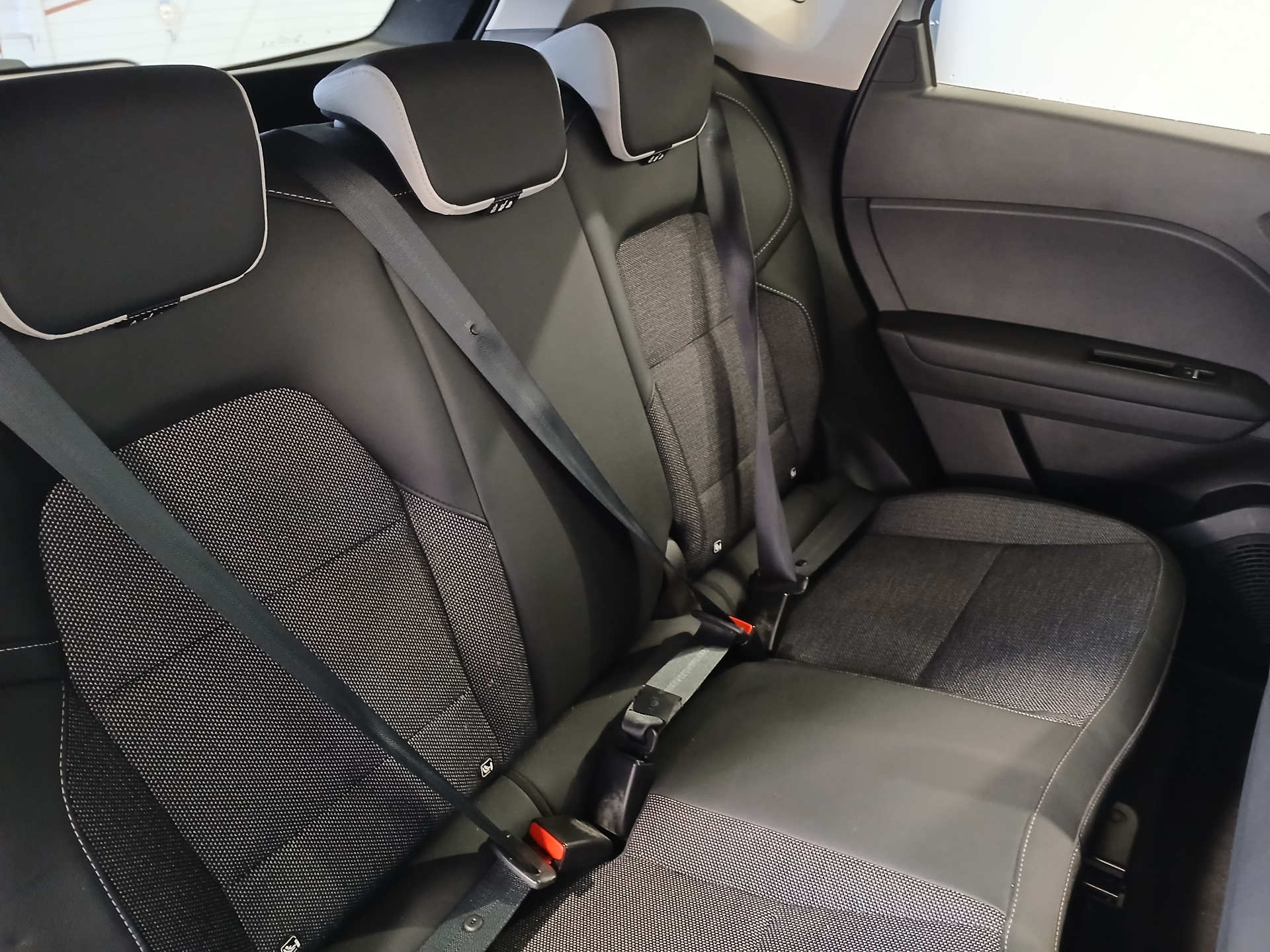 RENAULT CAPTUR techno mild hybrid 160 EDC