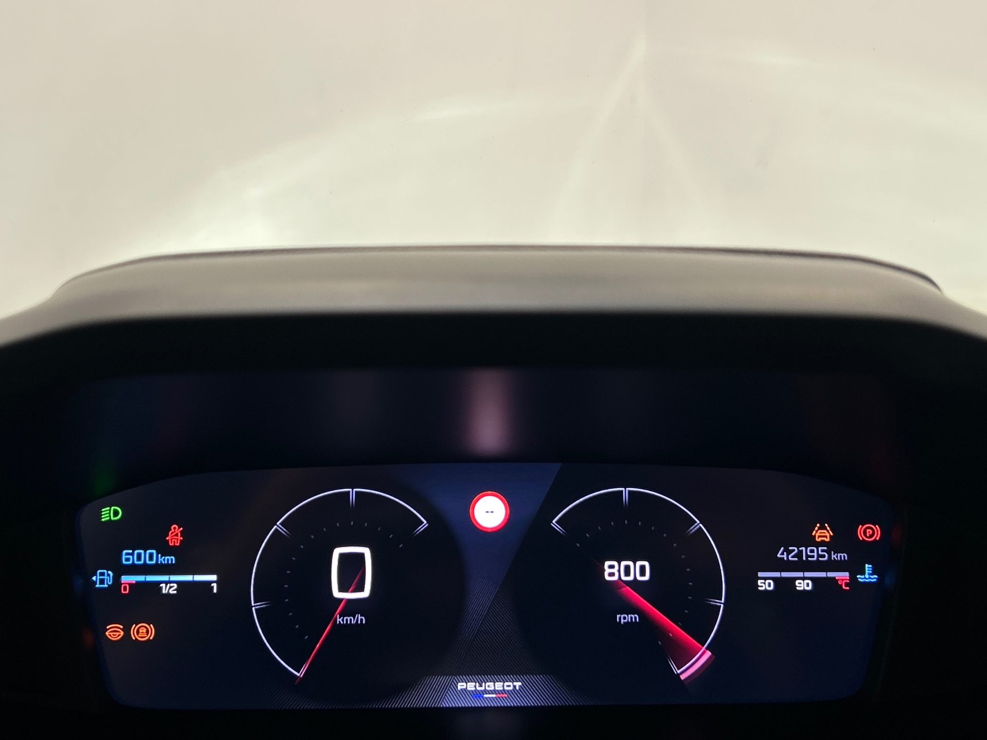 PEUGEOT 208 ALL PT100 BVM