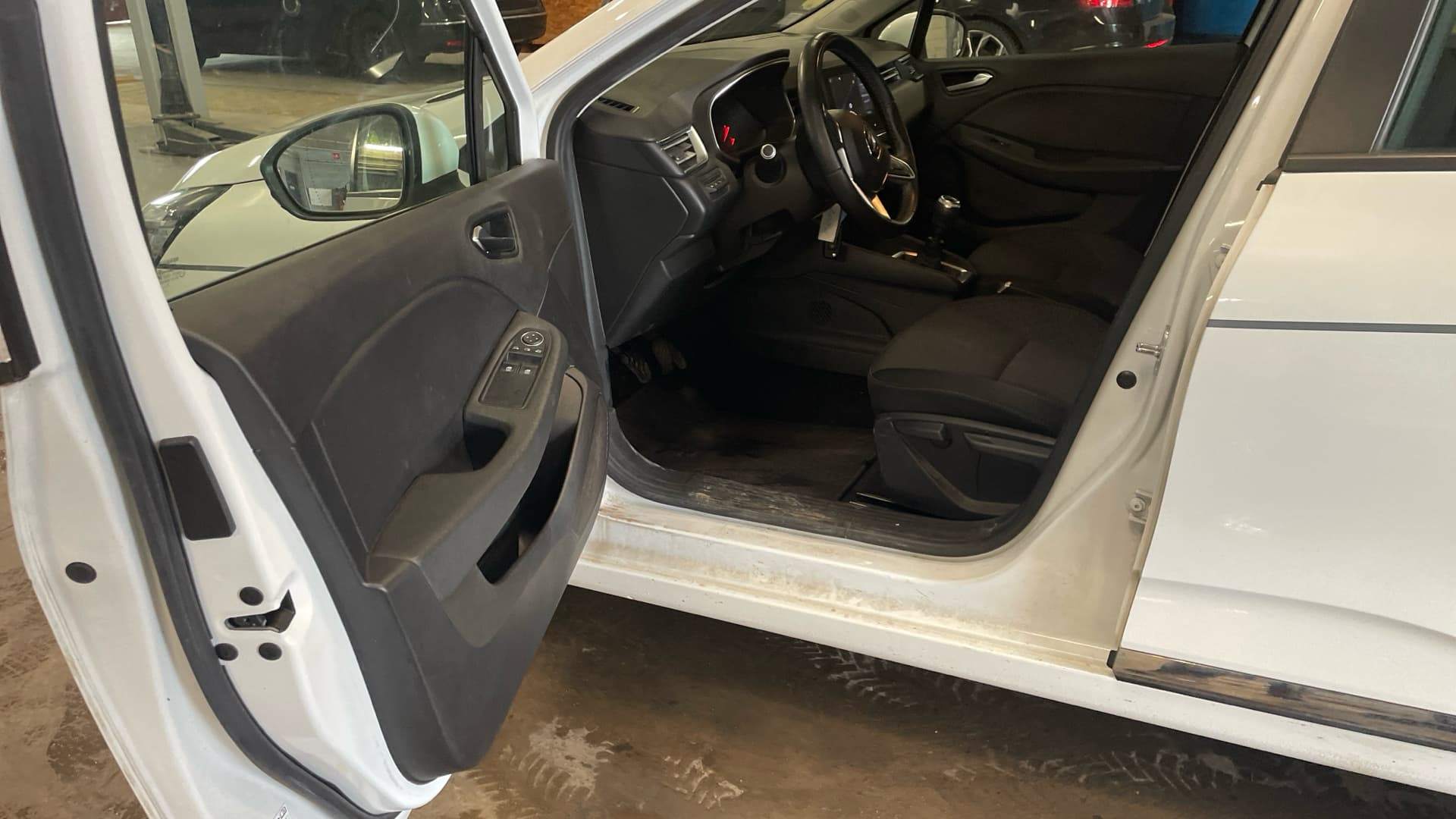 RENAULT CLIO V Blue dCi 85 Business