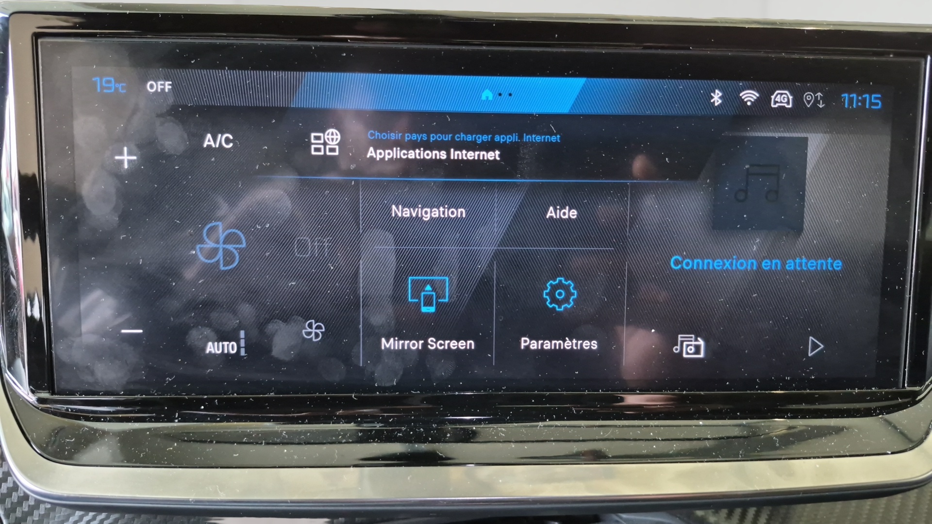 PEUGEOT 2008 Hybrid 145 e-DCS6 Allure