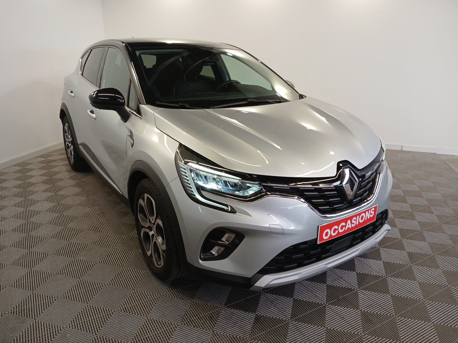 RENAULT CAPTUR techno mild hybrid 160 EDC