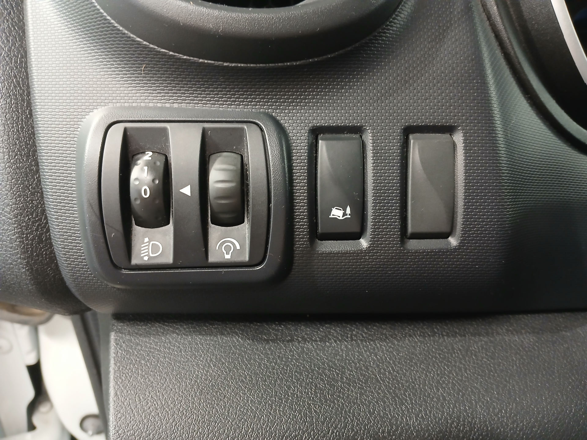 RENAULT TRAFIC FOURGON FG GCF L2H1 1300 dCi 120