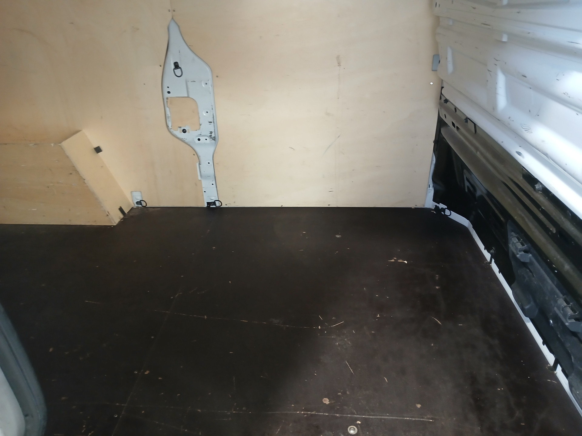 RENAULT TRAFIC FOURGON FG GCF L2H1 1300 dCi 120